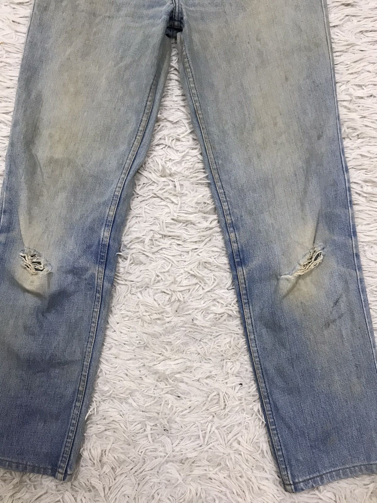 Vintage Levis Lot 506 Distressed Denim Jeans