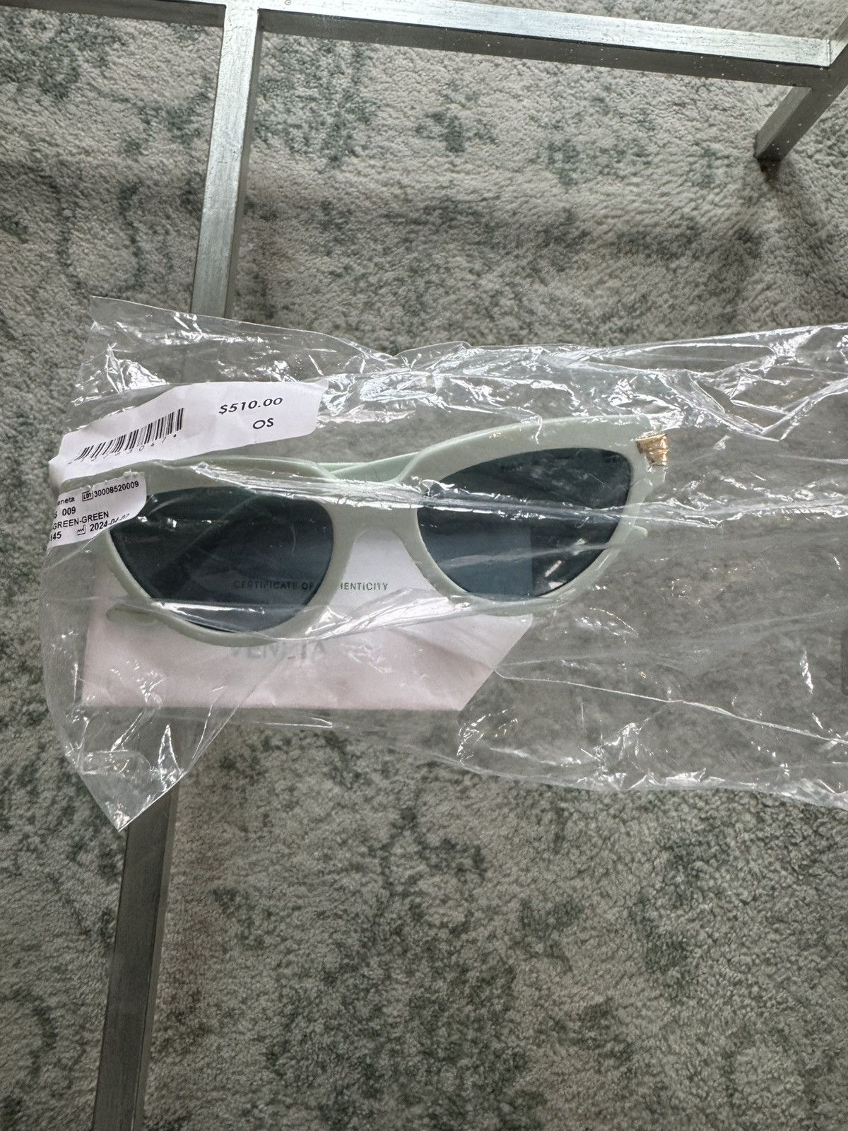 Bottega Veneta Bottega Veneta Cat-Eye Sunglasses -MINT Size ONE SIZE - 2 Thumbnail