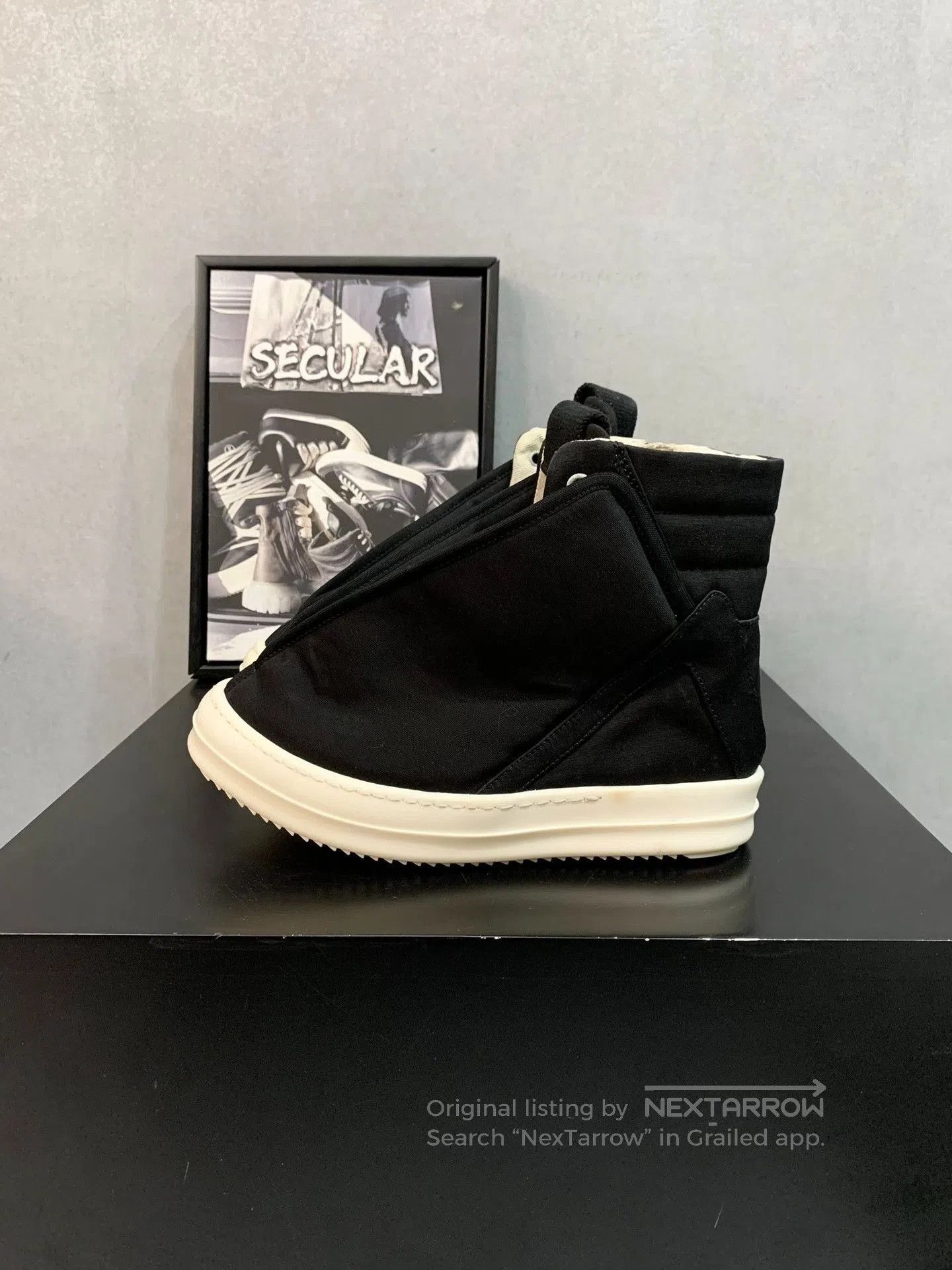 Rick Owens Drkshdw Rick Owens DRKSHDW Women's Satin Zip Boots. Size US 5 / IT 35 - 2 Thumbnail