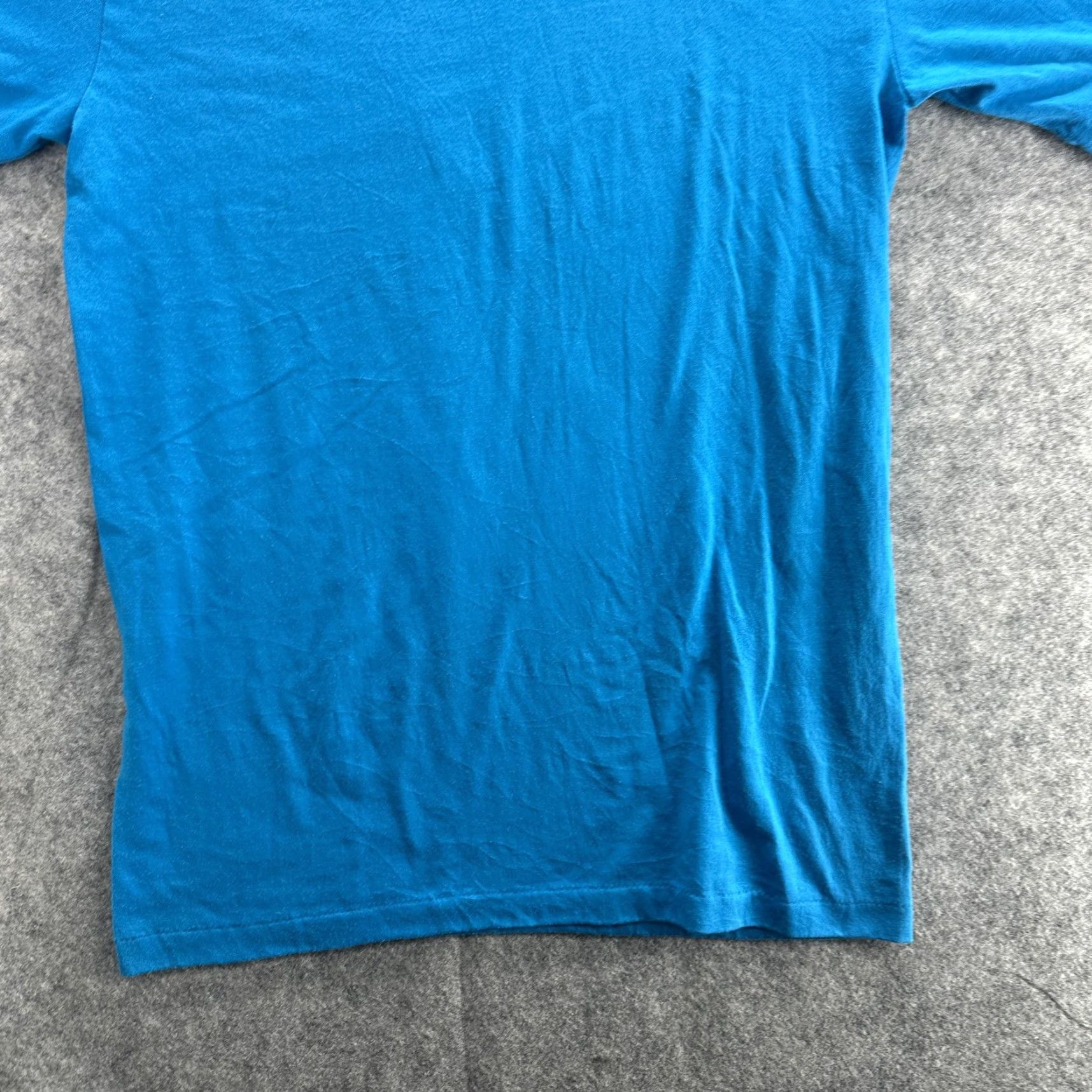 Vintage VINTAGE Paramount Sportswear Shirt Mens L Blue Blank Single Stitch Made USA 80s Size US L / EU 52-54 / 3 - 4 Thumbnail