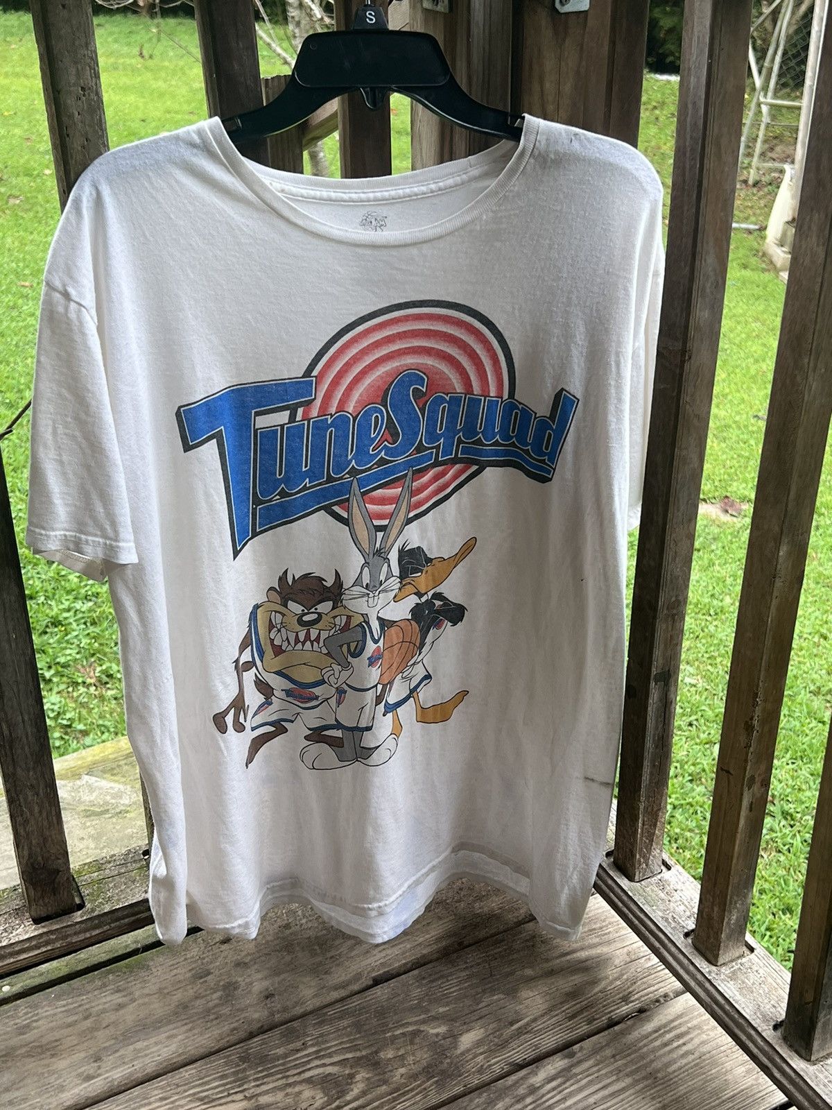 Vintage Tune squad white movie tee Size US XL / EU 56 / 4 - 1 Thumbnail