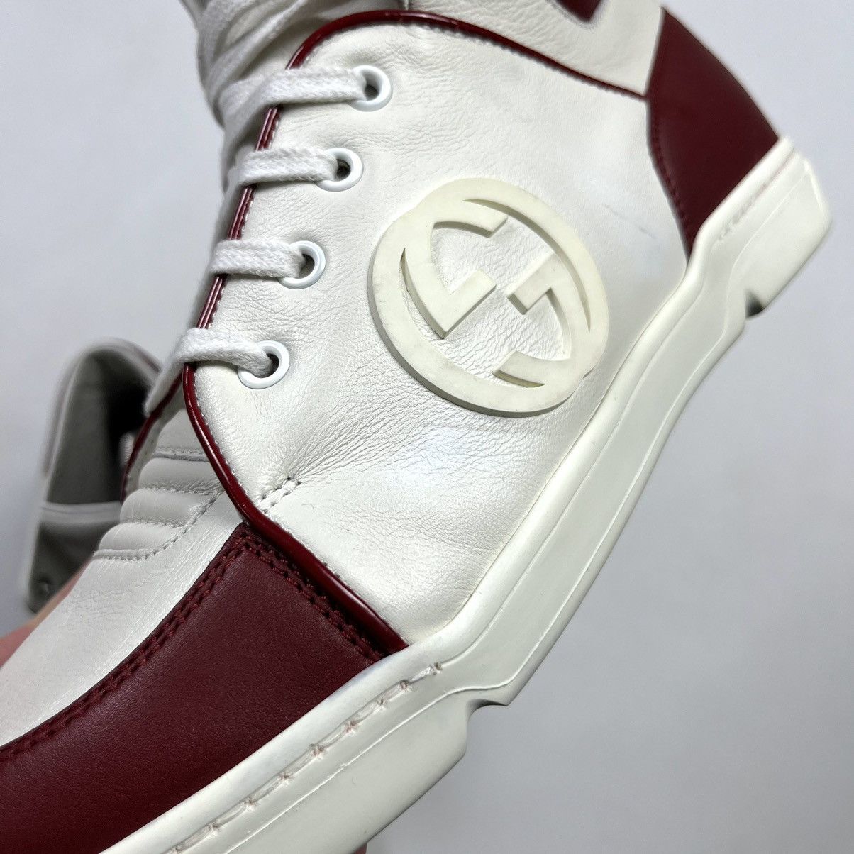 Gucci Gucci Luxury Hi-Top Sneakers Leather Red White Size US 7 / EU 40 - 8 Thumbnail