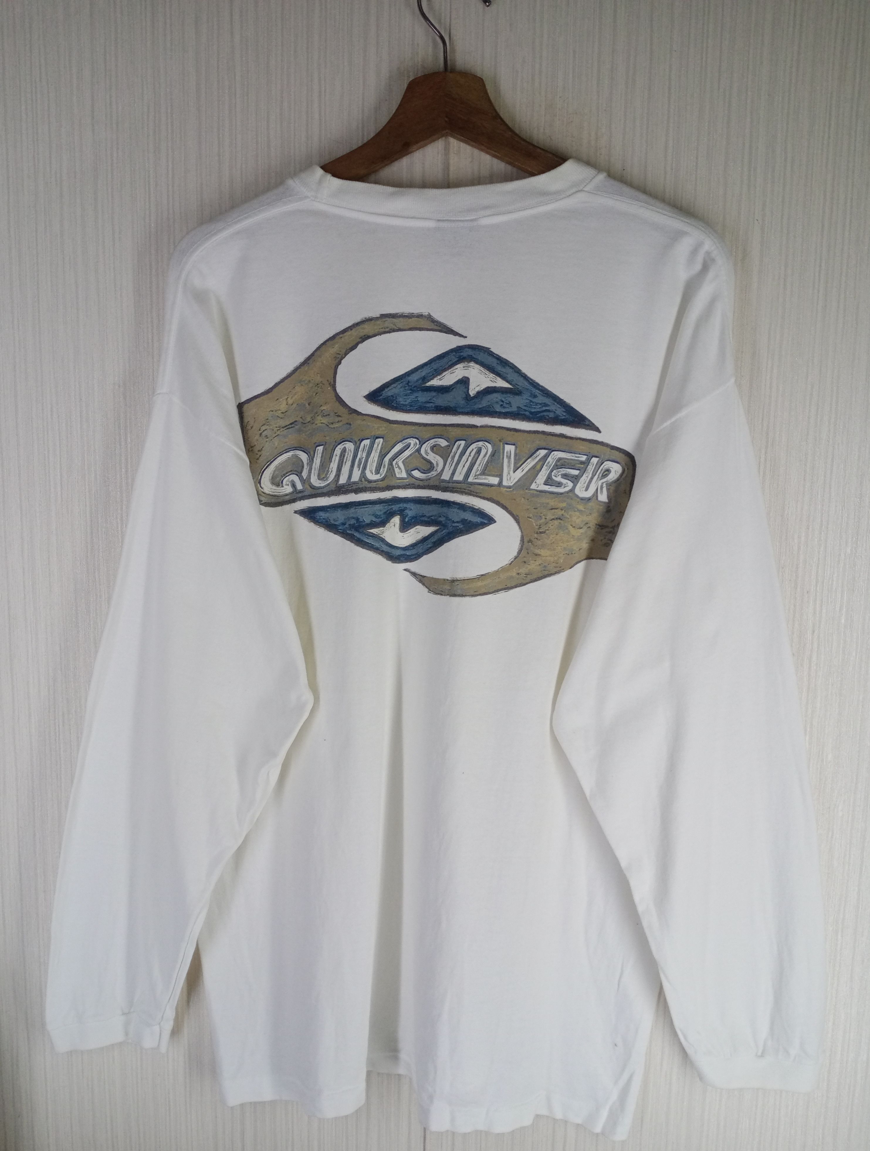 Quiksilver Rare Vintage 90s Quicksilver Big Logo Long Sleeve Tshirt Size US L / EU 52-54 / 3 - 1 Thumbnail