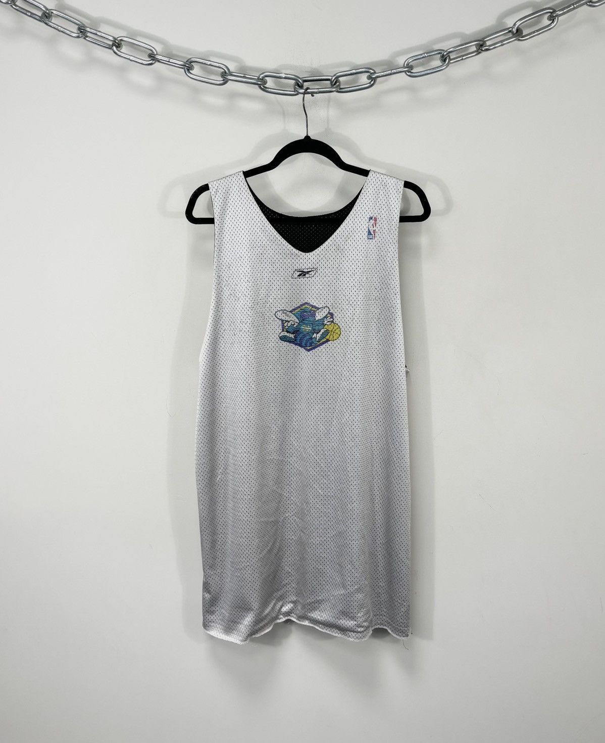 Reebok Vintage Reebok Charlotte Hornets Reversible Rare NBA Jersey Size US XL / EU 56 / 4 - 2 Thumbnail