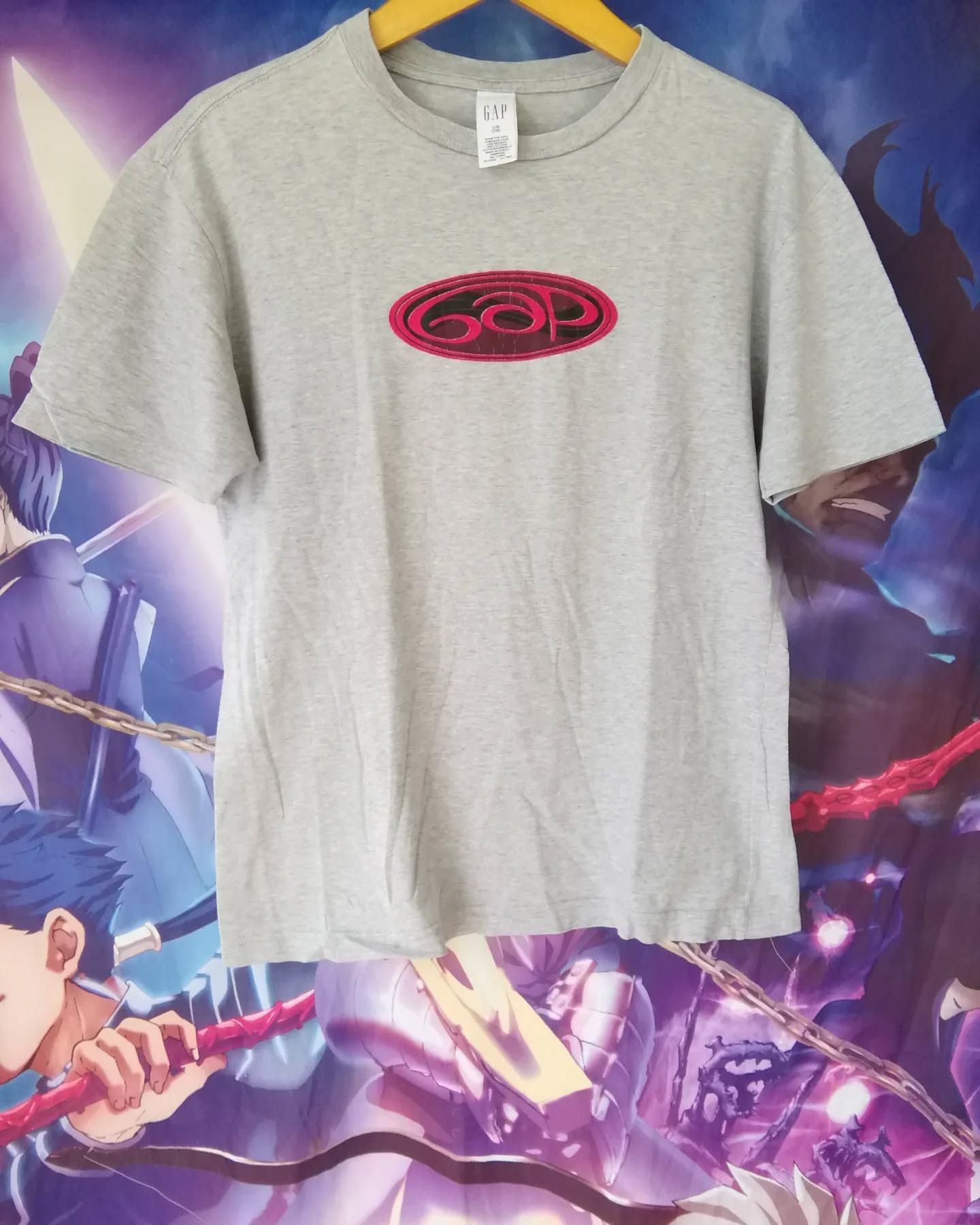 GAP Spellout Round Grey Tees