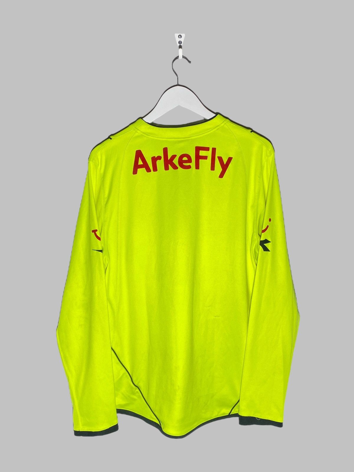 Diadora FC Twente 09/10 Goalkeeper Jersey Diadora ArkeFly Eredivisie Size US M / EU 48-50 / 2 - 2 Thumbnail