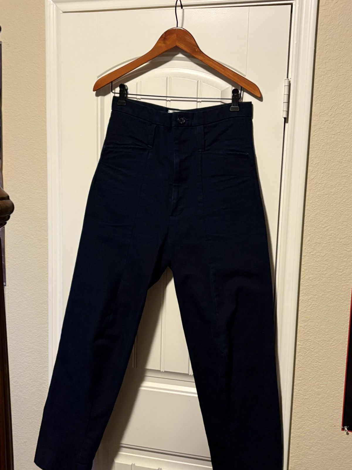 KOZABURO Kozaburo AW21 Indigo Plainweave 3D tailored trousers Size US 30 / EU 46 - 1 Thumbnail