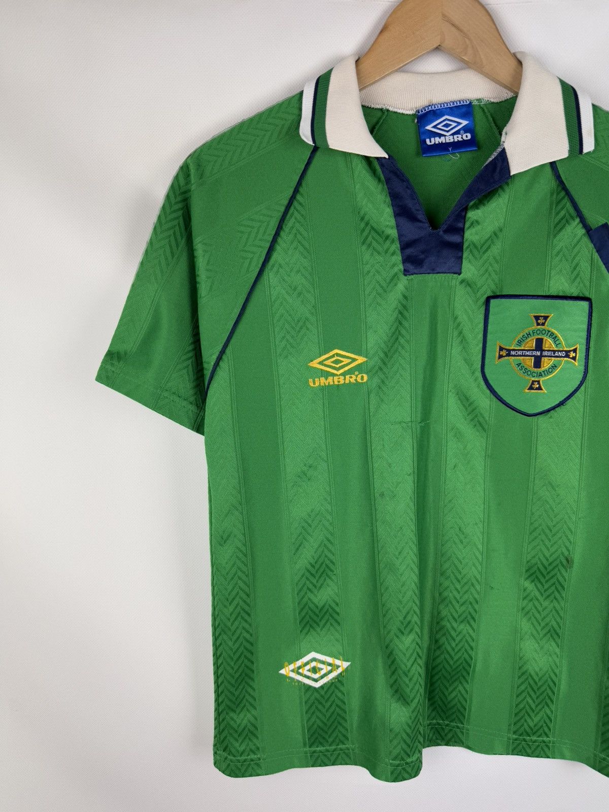 Umbro Umbro Northern Ireland Soccer Jersey Size Youths 86-91 Cm Size US XXS / EU 40 - 2 Thumbnail