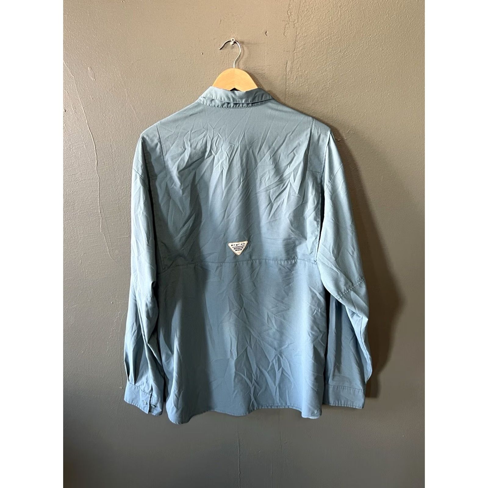 Vintage Columbia Mens Large Blue Long Sleeve Button Up Outdoor Hiking Shirt Size US L / EU 52-54 / 3 - 2 Thumbnail