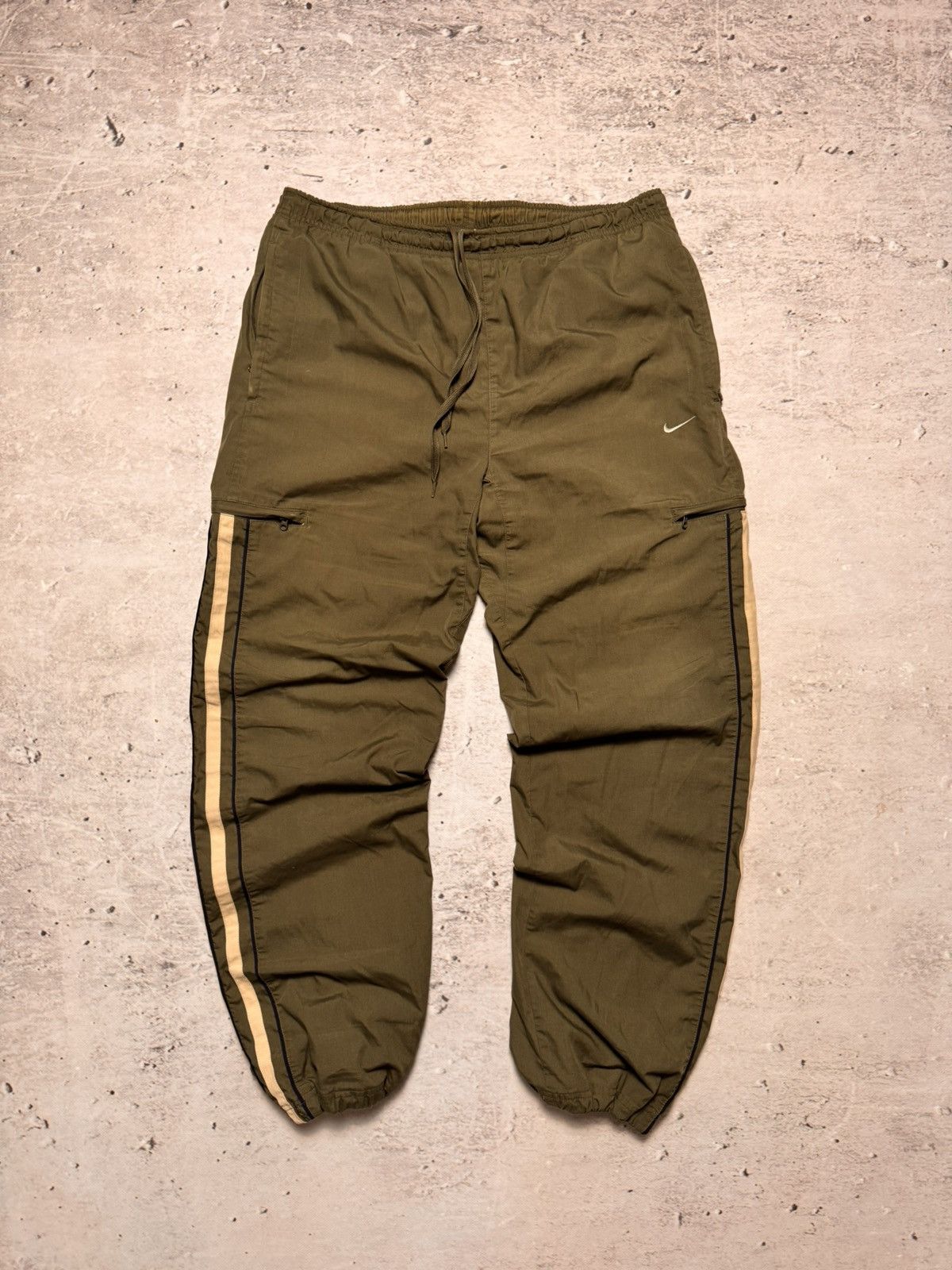 Nike × Vintage NIKE VINTAGE BASIC LOGO OVERSIZE BAGGY PANTS Size US 34 / EU 50 - 1 Thumbnail
