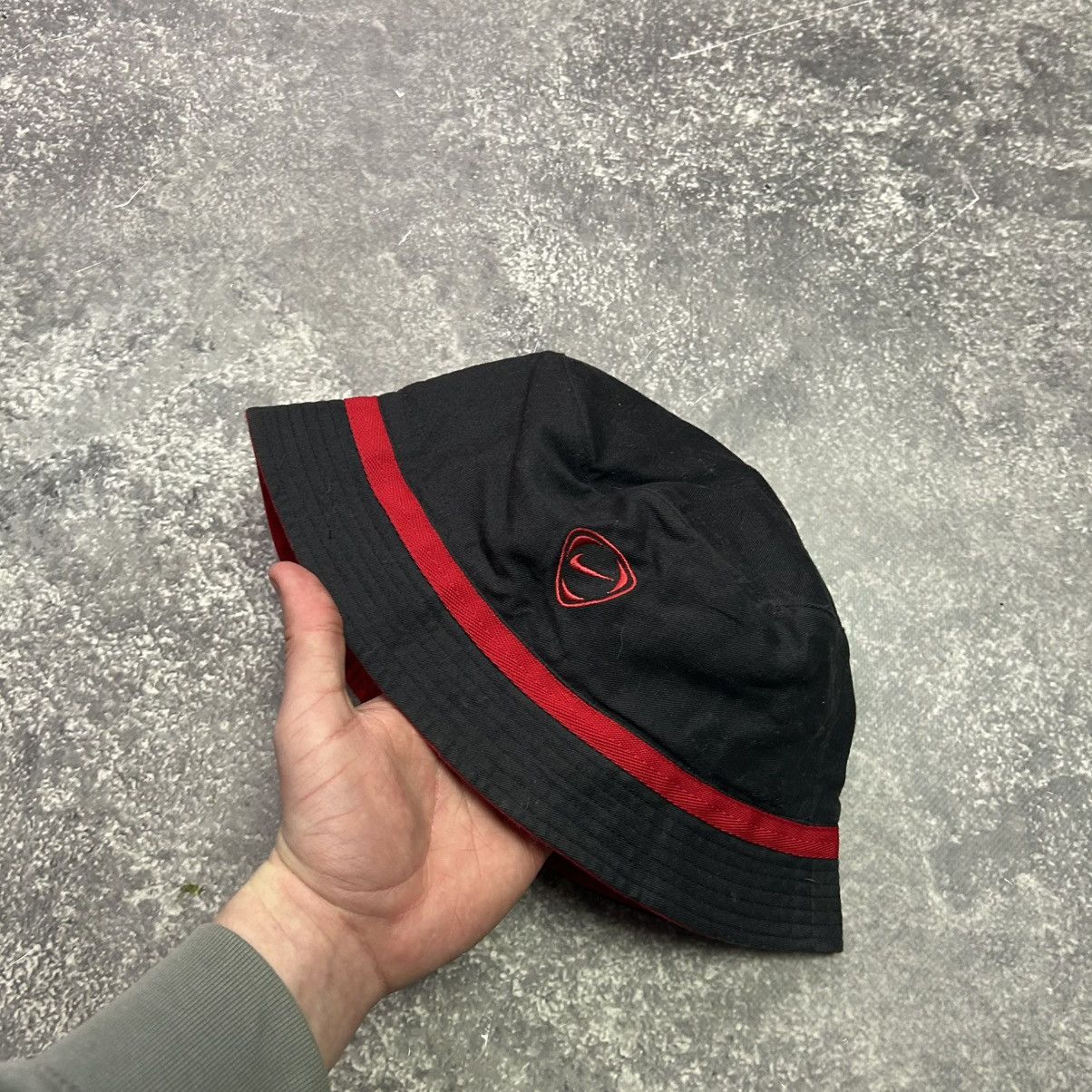 Nike Vintage Nike Manchester United Panama soccer hat Size ONE SIZE - 2 Thumbnail