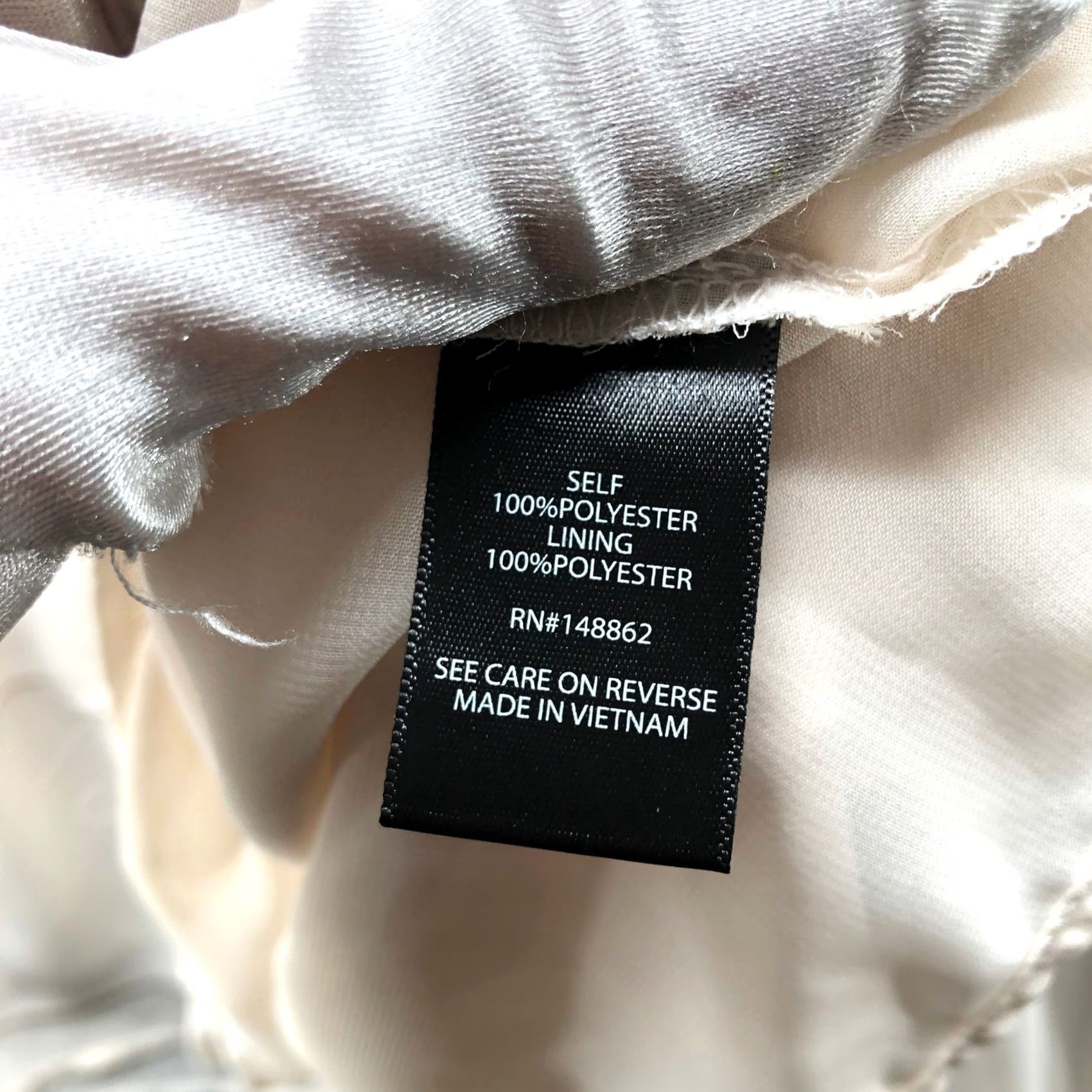 Torrid Torrid Georgette Chiffon Long Sleeve Ruffle Blouse Womens 2X Beige V-Neck Shirt Blouse Womens 2X Beige V-Neck Size XXL / US 16-18 / IT 52-54 - 6 Thumbnail