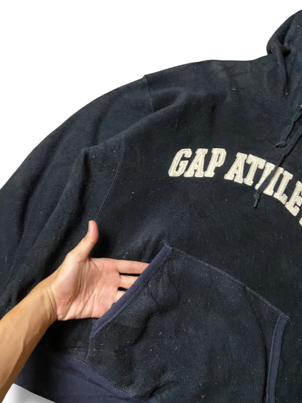 Gap × Japanese Brand × Vintage Vintage GAP ATHLETIC Fleece Pullover Hoodies (130) Size US M / EU 48-50 / 2 - 3 Thumbnail