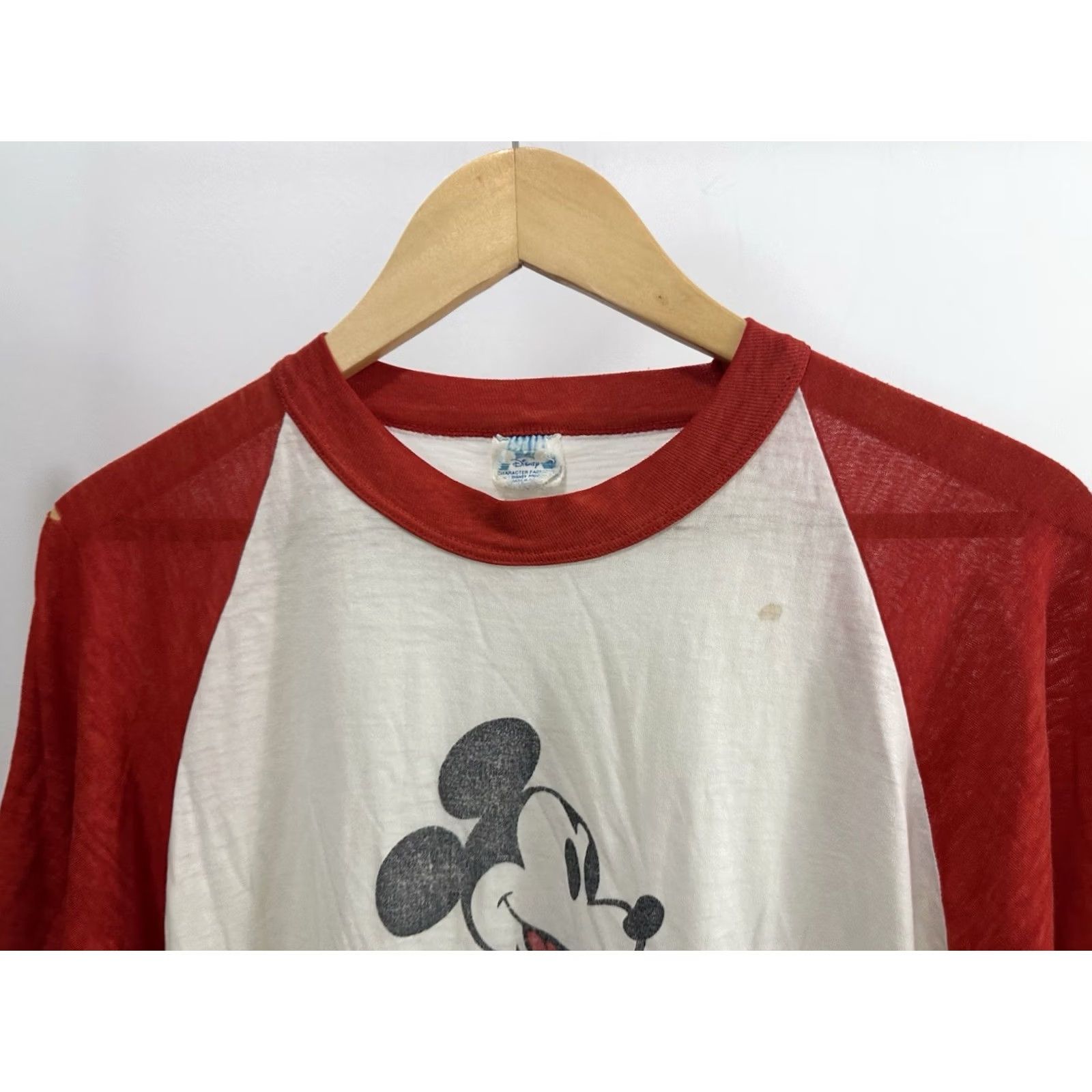 Disney VINTAGE Walt Disney World T-Shirt L Raglan Paper Thin Burnout Worn White Mens Size US L / EU 52-54 / 3 - 5 Thumbnail