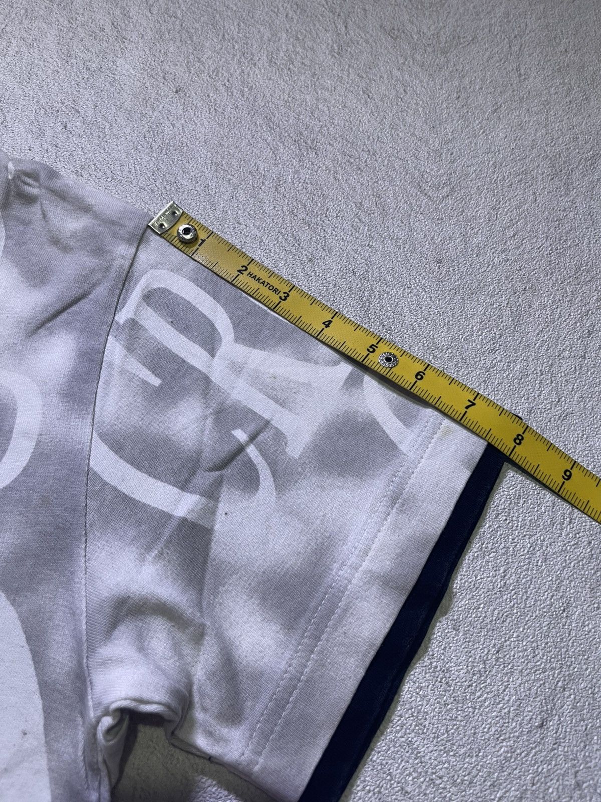 Japanese Brand Y2K BADGER short sleeve tshirt Size US M / EU 48-50 / 2 - 10 Thumbnail