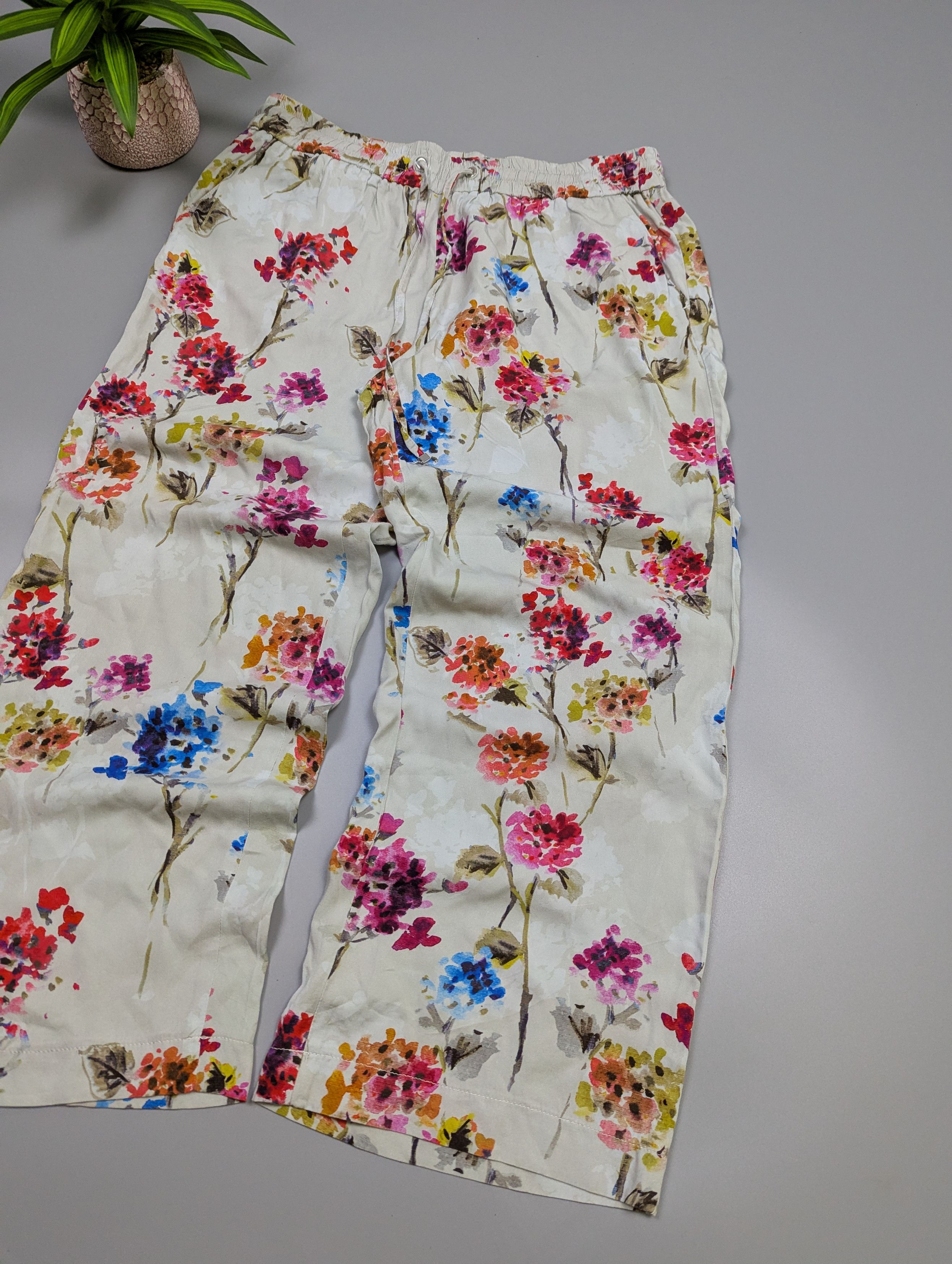 Other Raffaello Rossi Women’s Wide Cropped Lightweight Pants Size 25" / US 0 / IT 36 - 5 Thumbnail