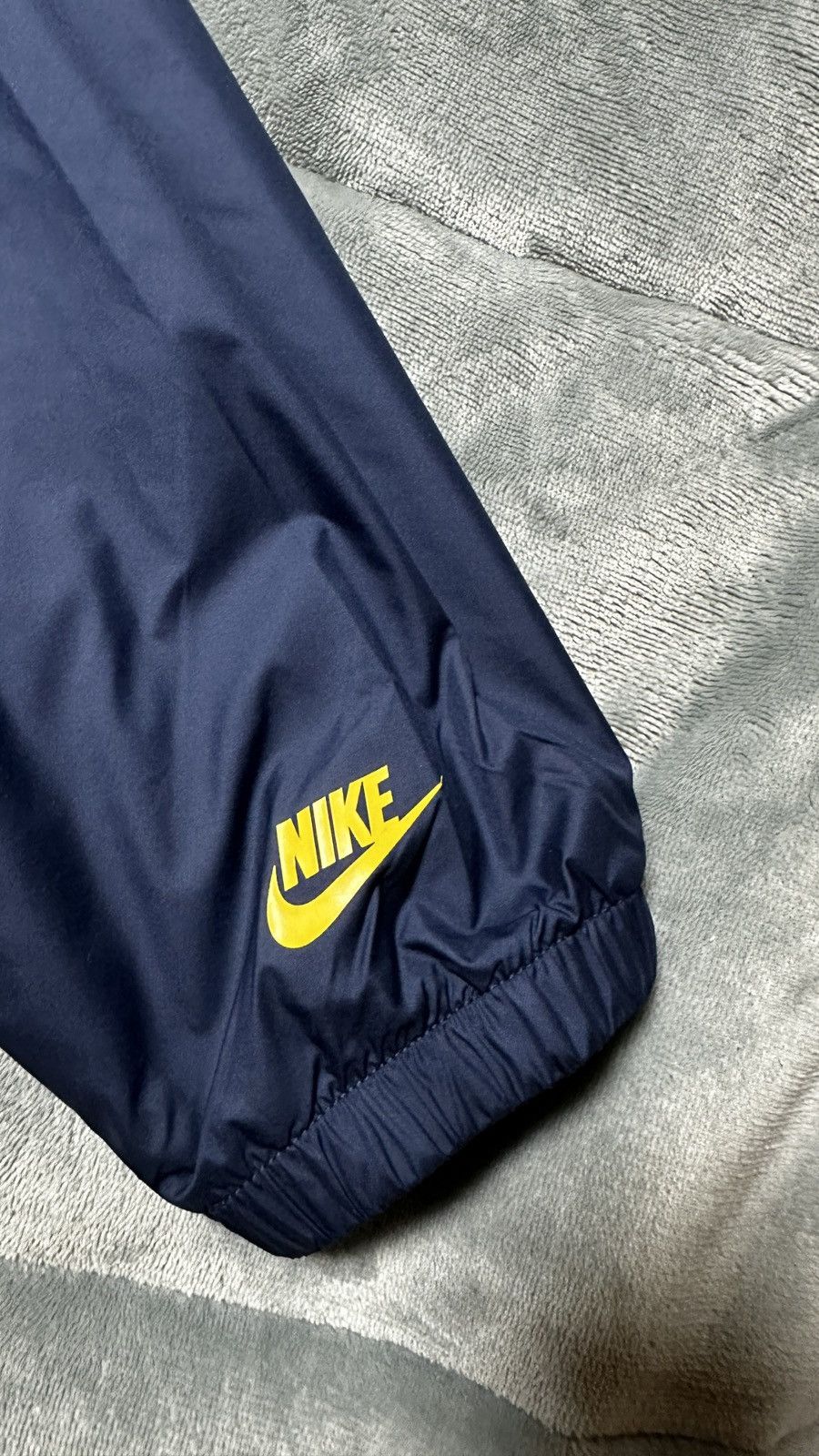Nike NEW Size 2XL Nike Coach Jacket Midnight Navy W/ Lightning Size US XXL / EU 58 / 5 - 7 Thumbnail