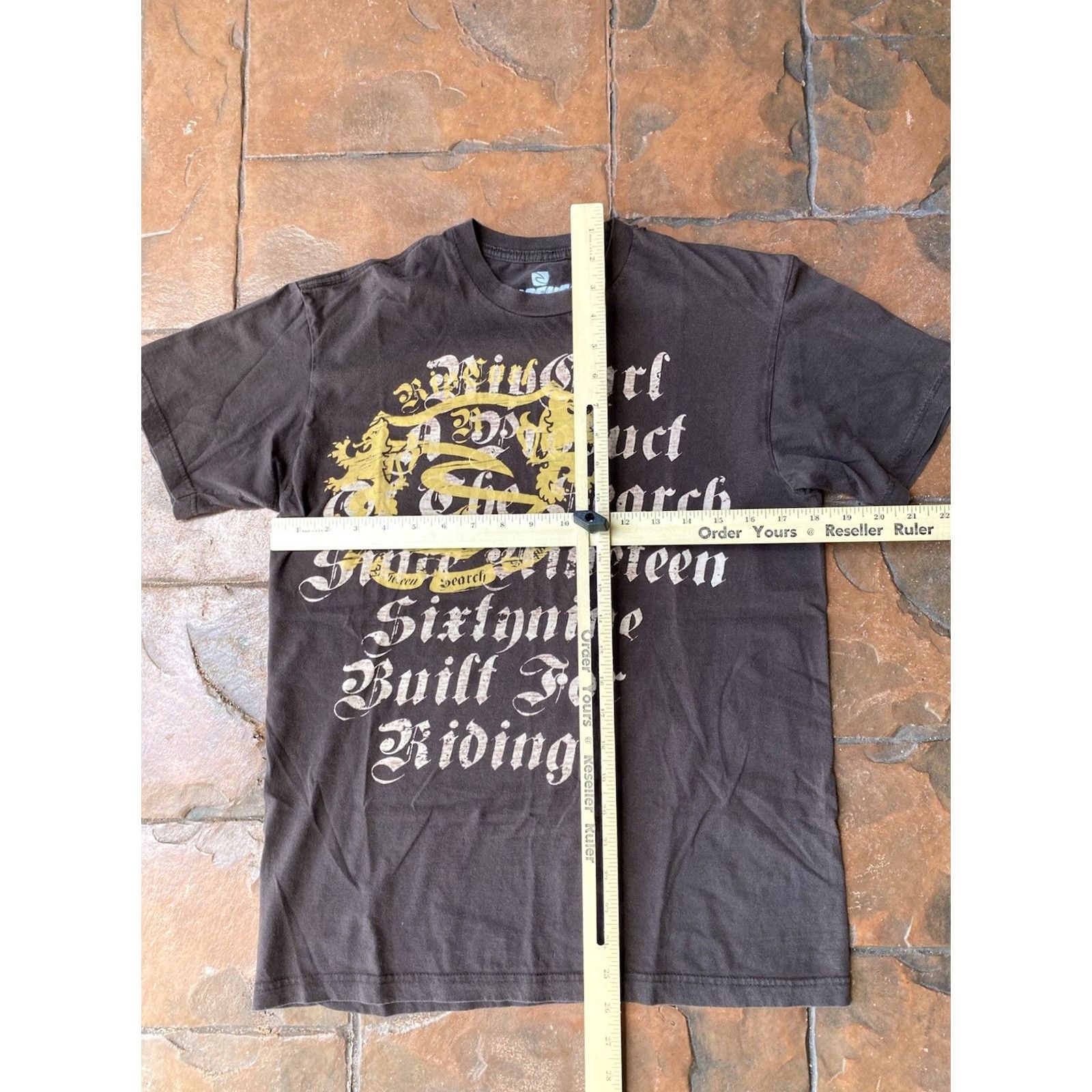 Rip Curl VINTAGE RIP CURL T-Shirt Mens M Brown Short Sleeve Crew Neck Grunge Skull Pattern Size US M / EU 48-50 / 2 - 6 Thumbnail