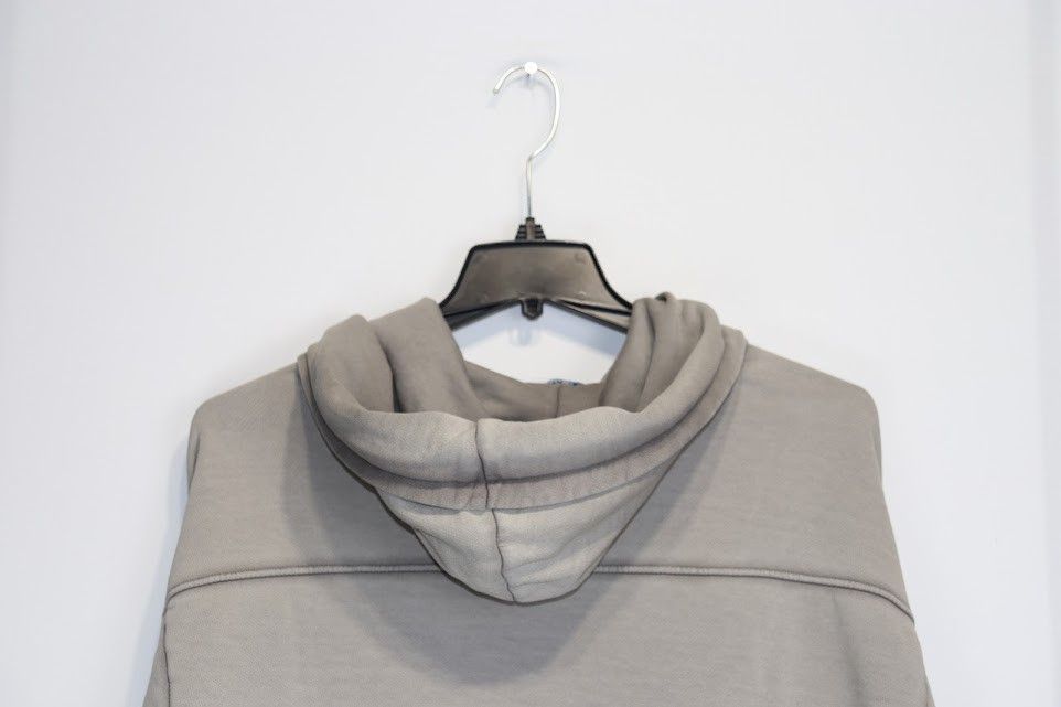Balmain o1rshd1 Logo Embroidered Hoodie in Grey Size US XL / EU 56 / 4 - 7 Thumbnail