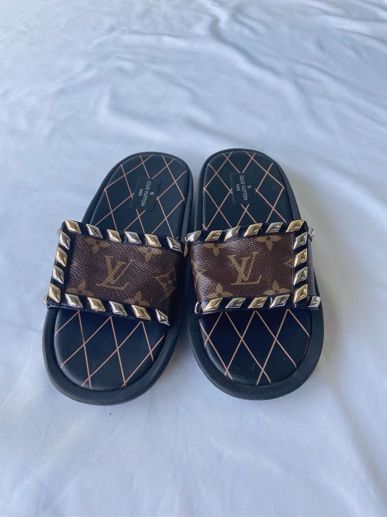 Louis Vuitton Louis Vuitton Monogram Slippers - dmc Size US 5 / EU 37 - 1 Thumbnail