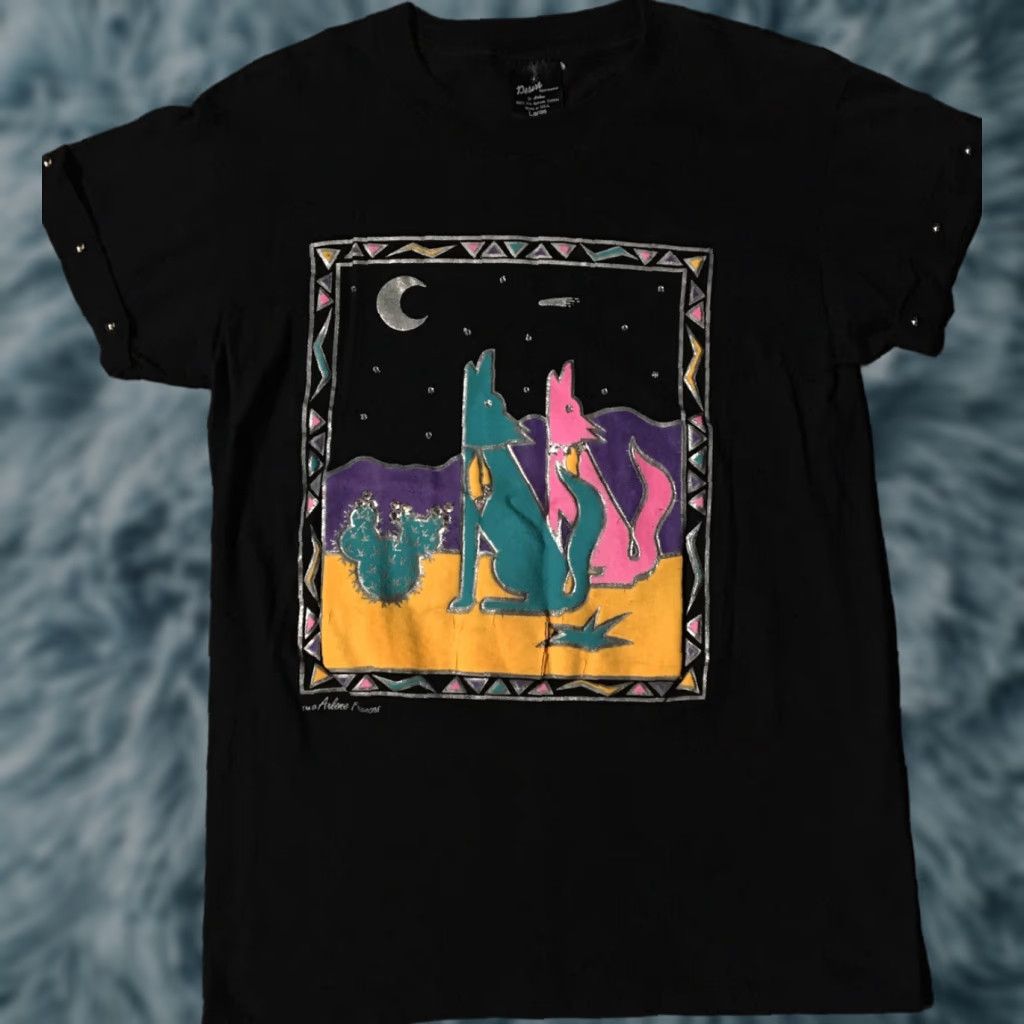 Vintage VINTAGE Coyote Western Shirt L Black Short Sleeve USA Desert Art Vaporwave 80s 90s Mens T-Shirt Size US L / EU 52-54 / 3 - 1 Thumbnail