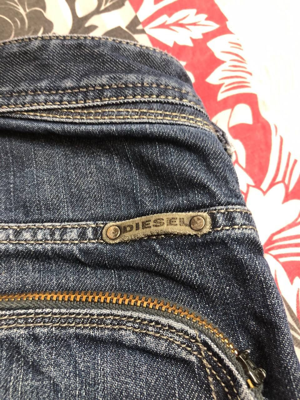 Diesel Vintage Diesel Jeans Y2K Embroidered Logo Back Designer Size US 31 - 7 Thumbnail