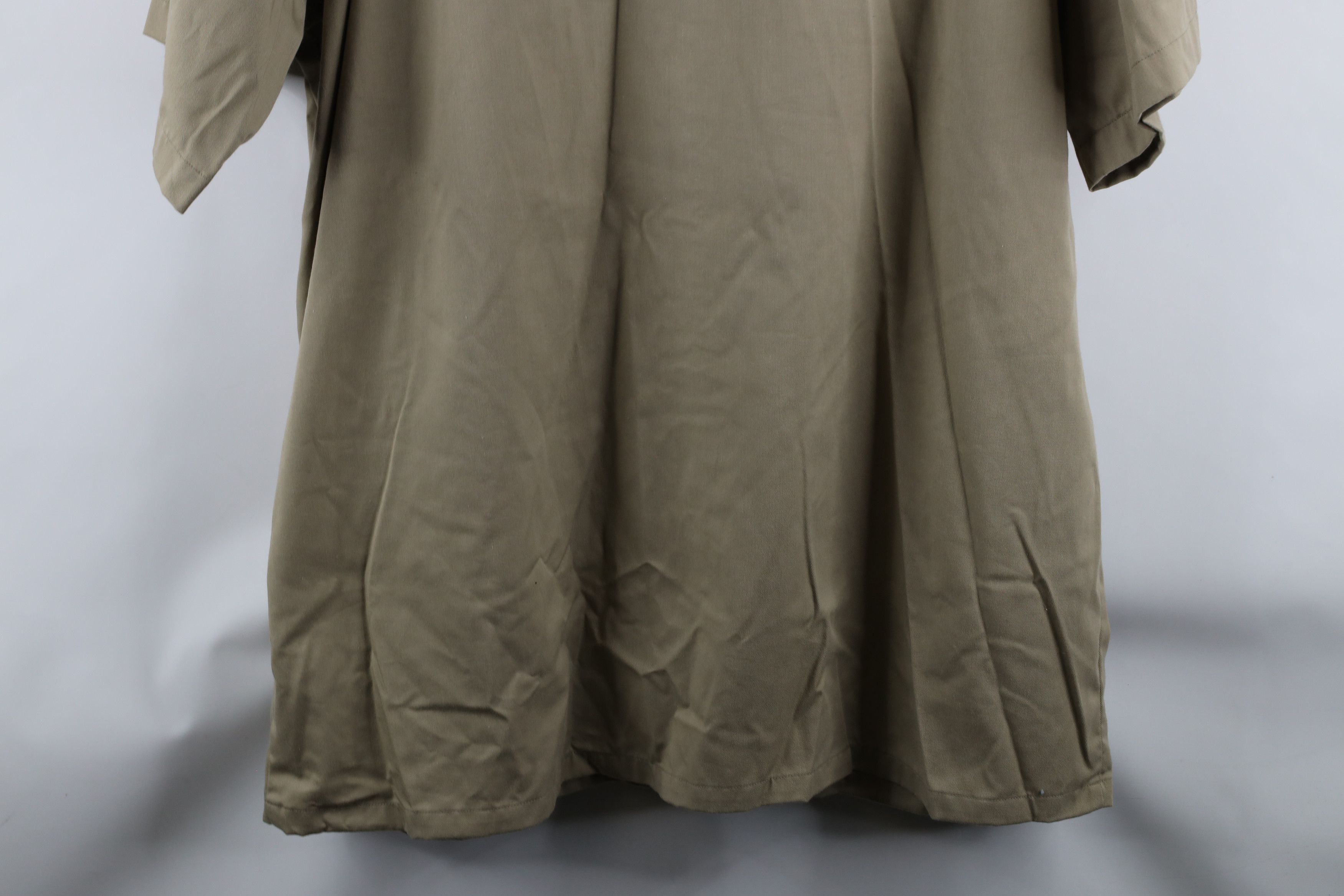 Carhartt × Vintage Vintage Carhartt Out Short Sleeve Work Mechanic Button Shirt Size US XXL / EU 58 / 5 - 10 Thumbnail