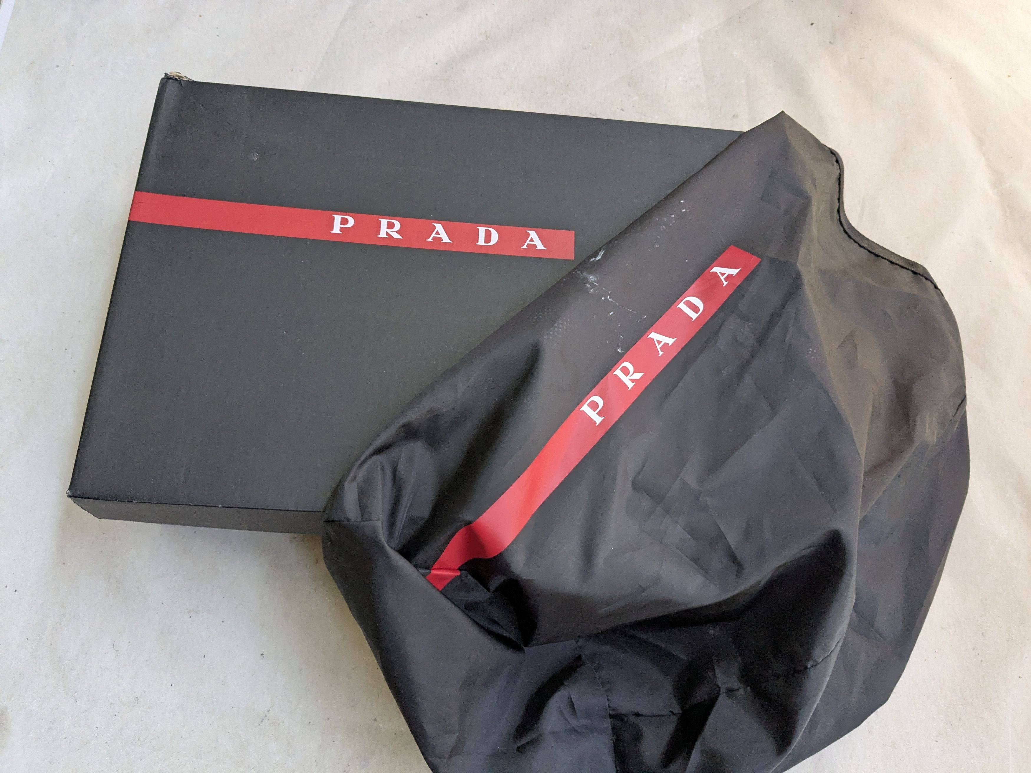 Prada Prada America's Cup White 8 Low Silver Patent Leather Size US 8 / EU 41 - 16 Thumbnail