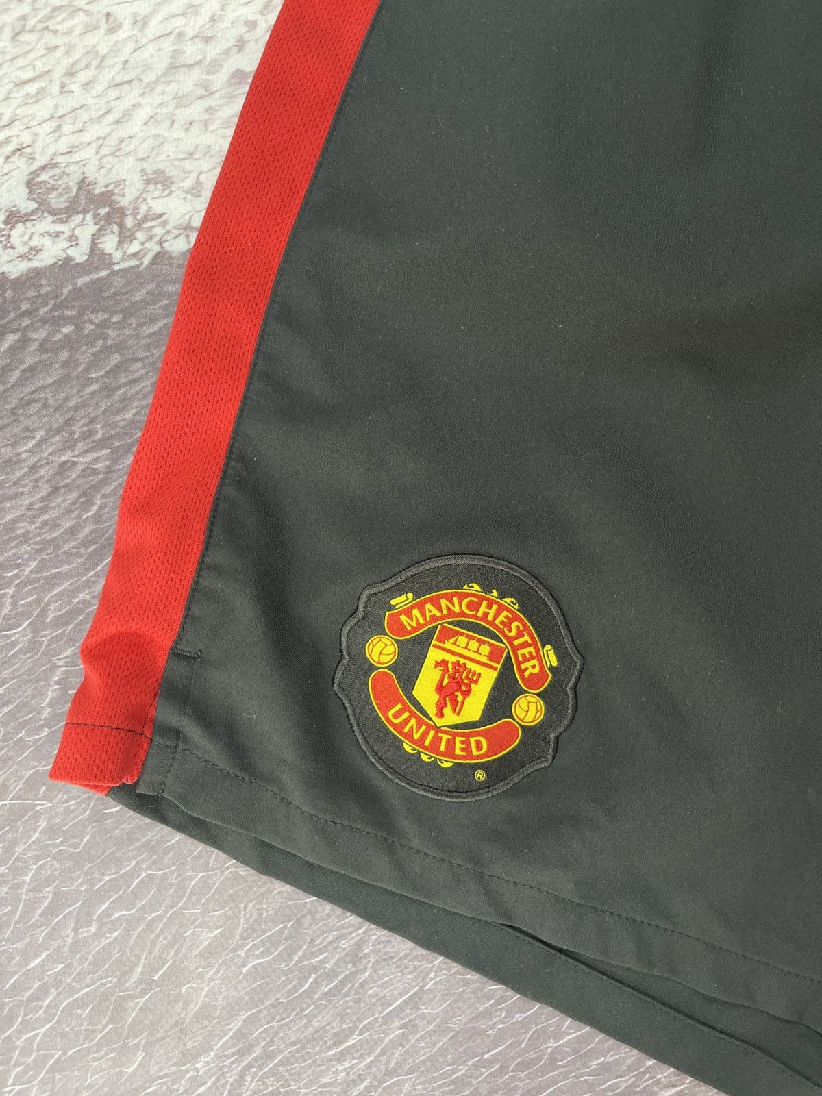 Nike Nike Manchester United 2009 10 match worn #27 Macheda shorts Size US 36 / EU 52 - 6 Thumbnail