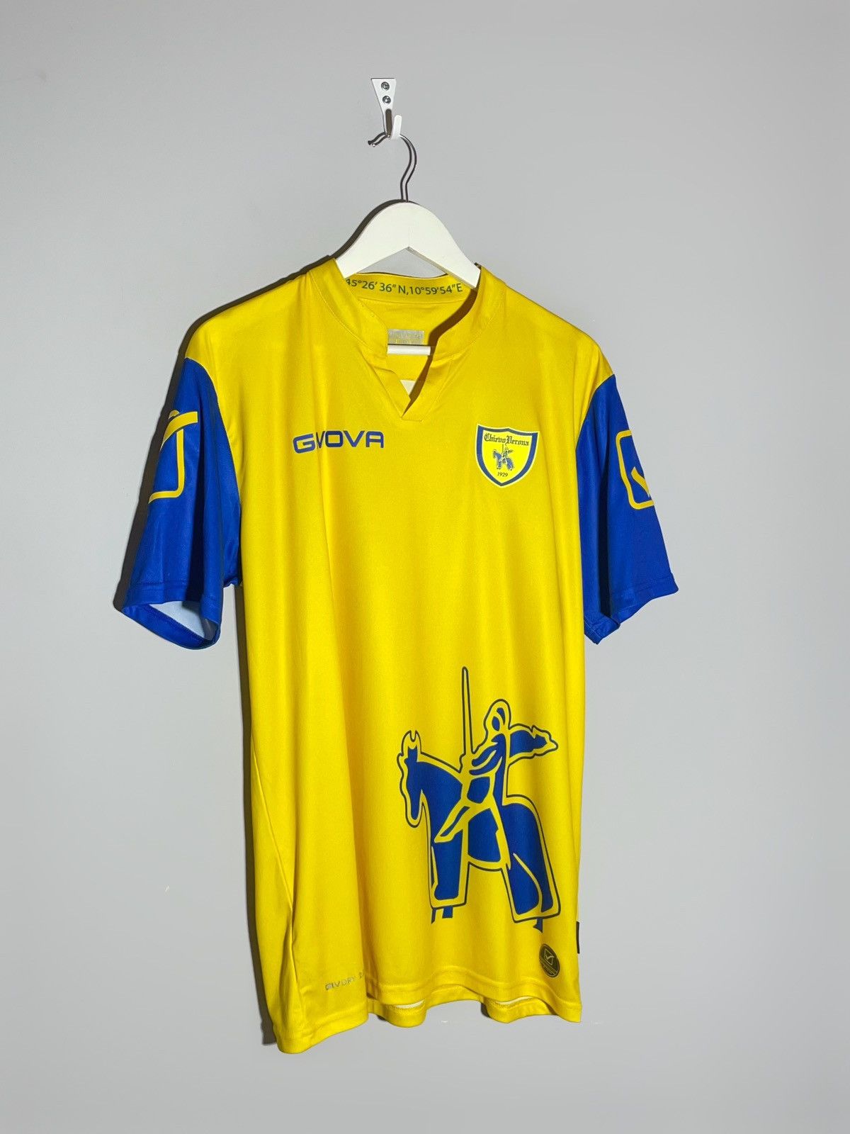Other Chievo Verona Givova 2020/21 Home Football Shirt Size US L / EU 52-54 / 3 - 2 Thumbnail
