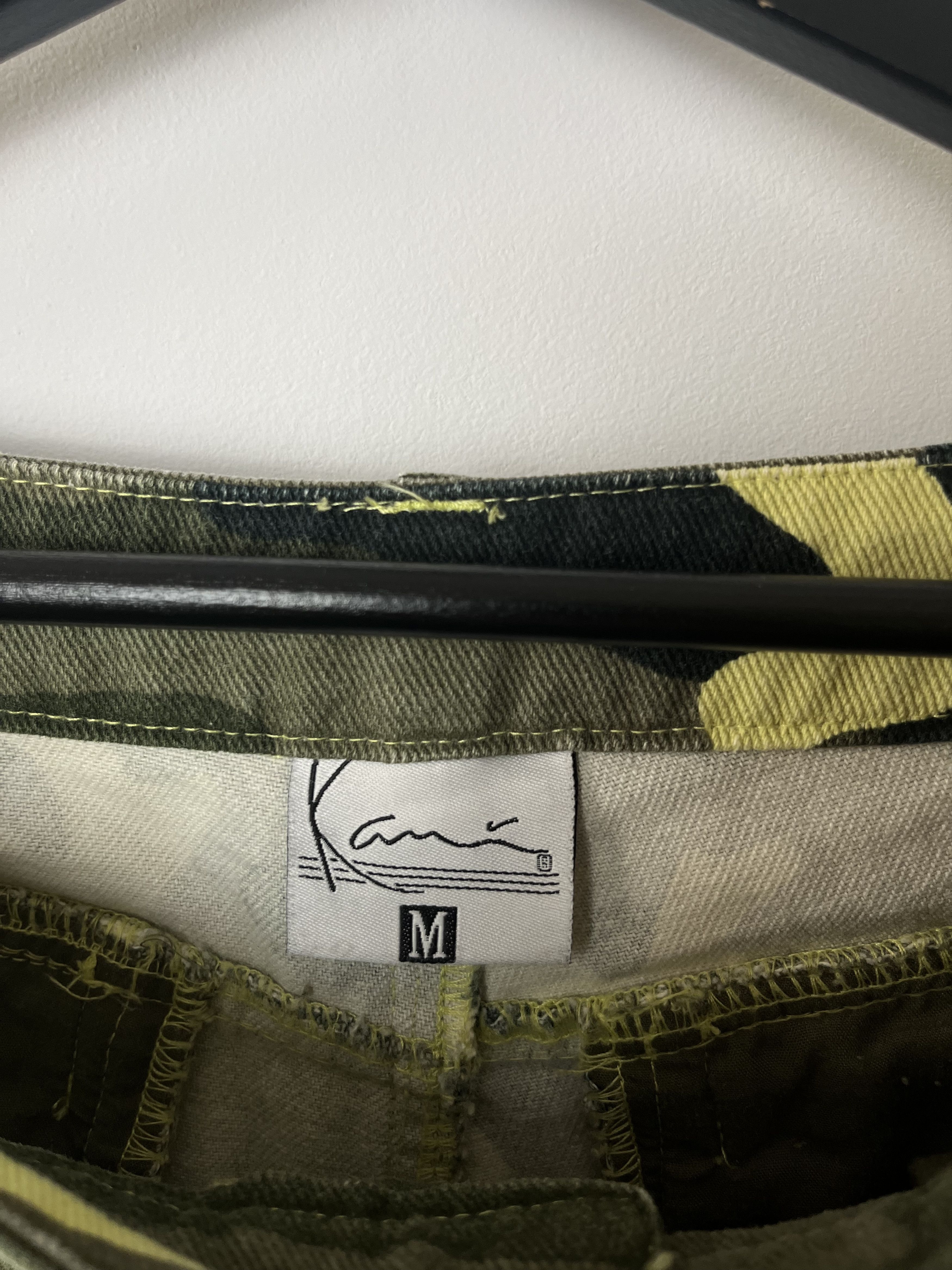 Vintage Karl Kani Camo Cargo Shorts Size US 32 / EU 48 - 5 Thumbnail