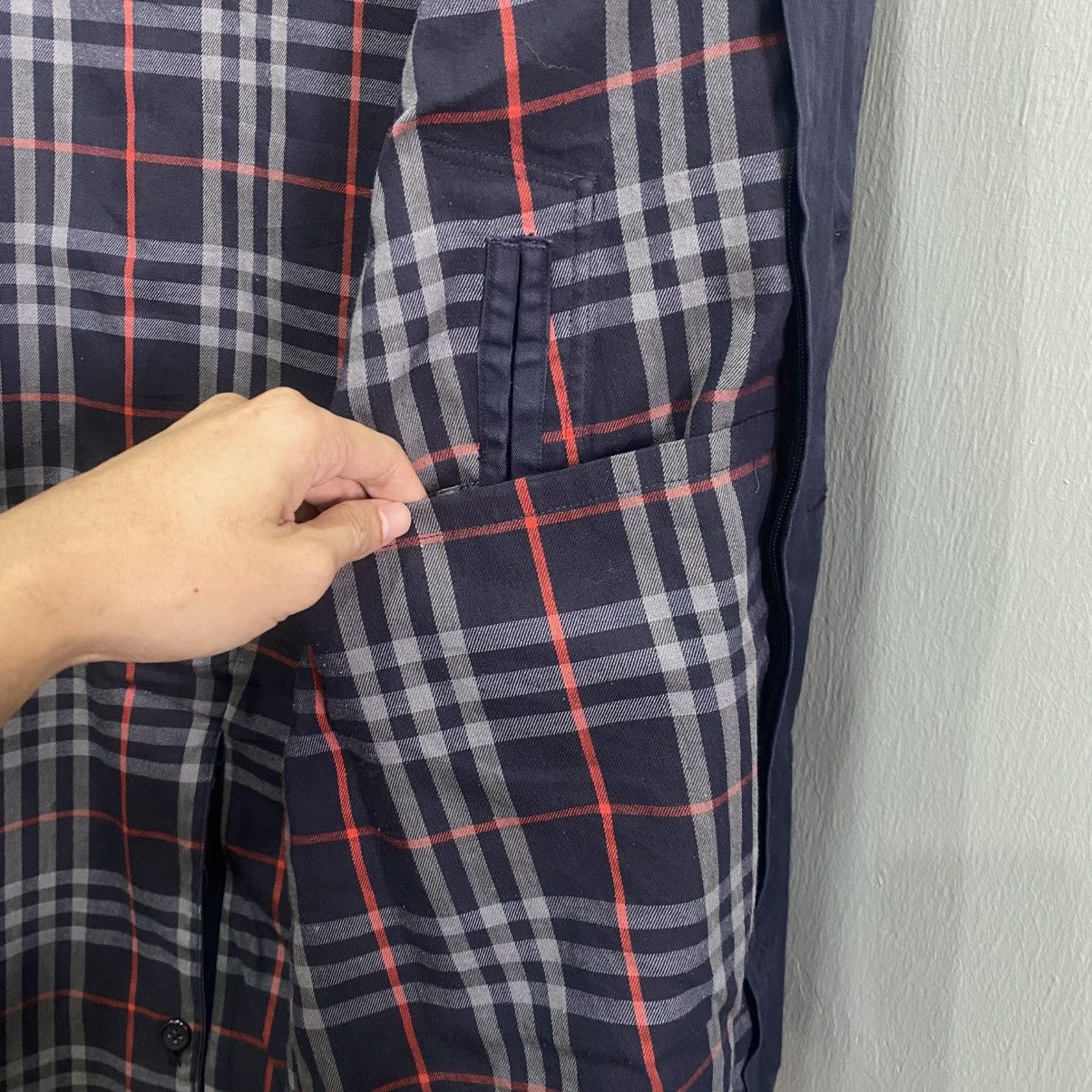 Burberry VTG Burberry Navy Balmacaan Coat Nova Check Lining England Size US L / EU 52-54 / 3 - 12 Thumbnail