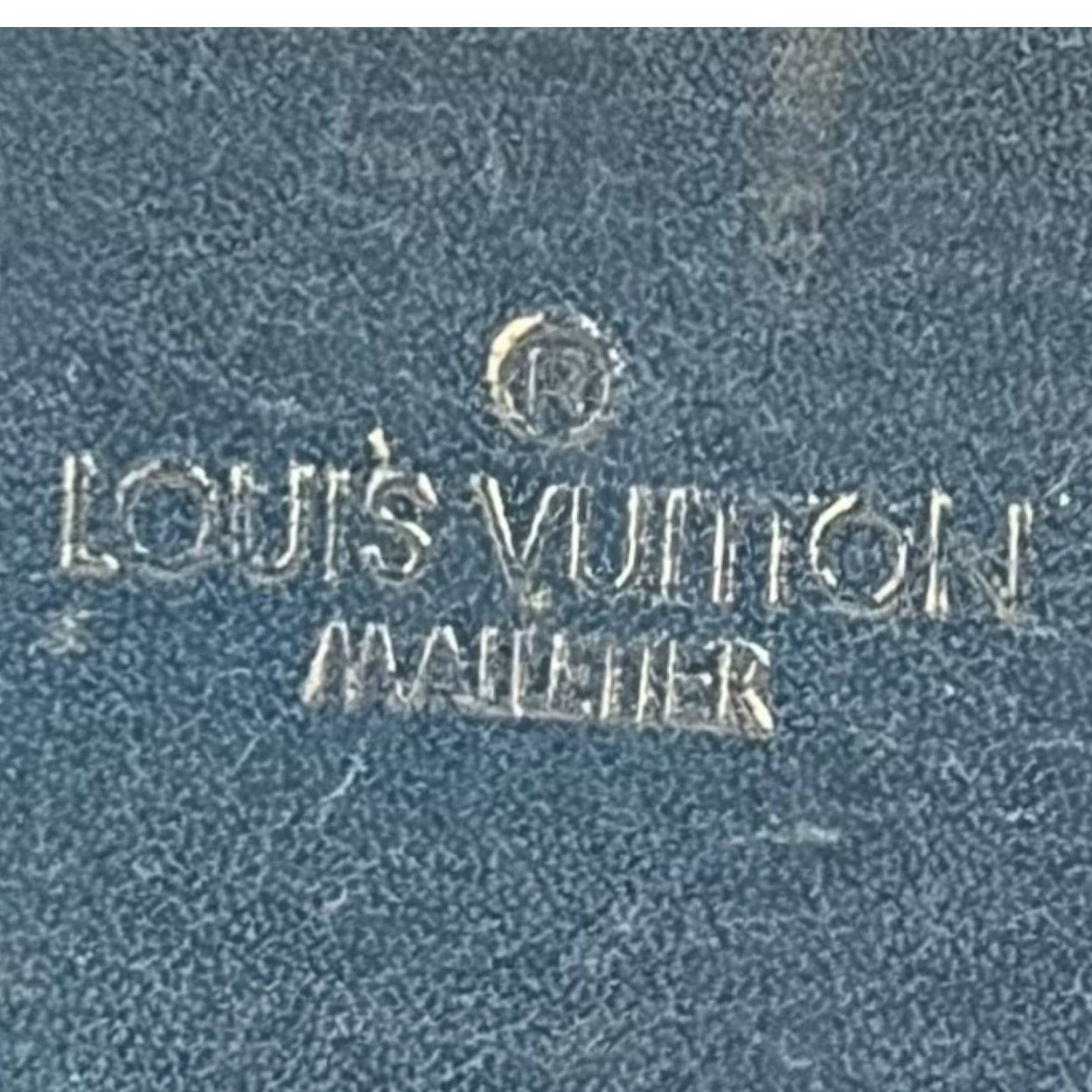 Louis Vuitton Louis Vuitton Vintage Blue Epi Long Wallet Size ONE SIZE - 9 Thumbnail