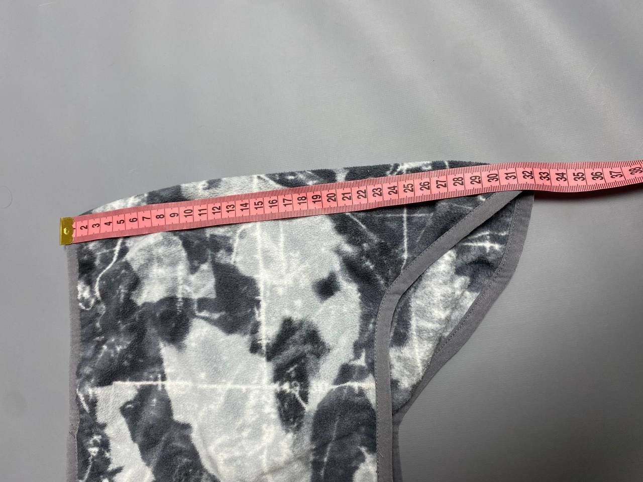 Quiksilver Quiksilver Abstract Fleece Neck Gaiter Tube Scarf Winter Size ONE SIZE - 13 Thumbnail