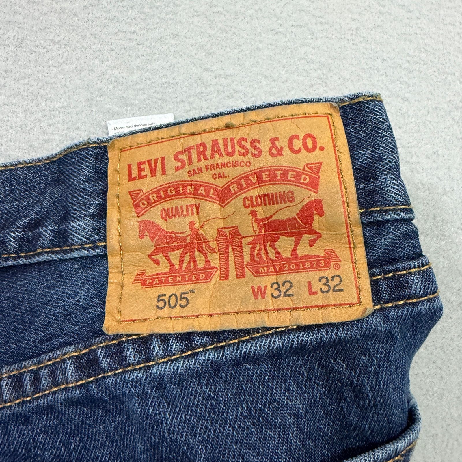 Levi's Levis 505 Jeans Men's 32x32 Blue Denim Straight Regular Fit Size US 32 / EU 48 - 6 Thumbnail