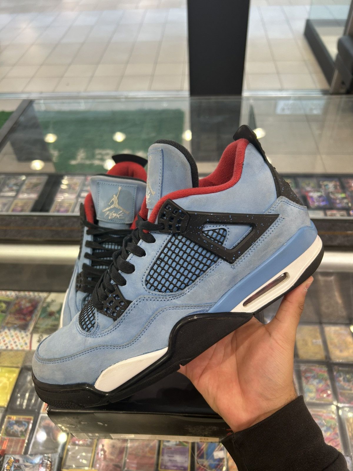 Jordan Brand × Travis Scott Jordan 4 travis scott Size US 11 / EU 44 - 2 Thumbnail