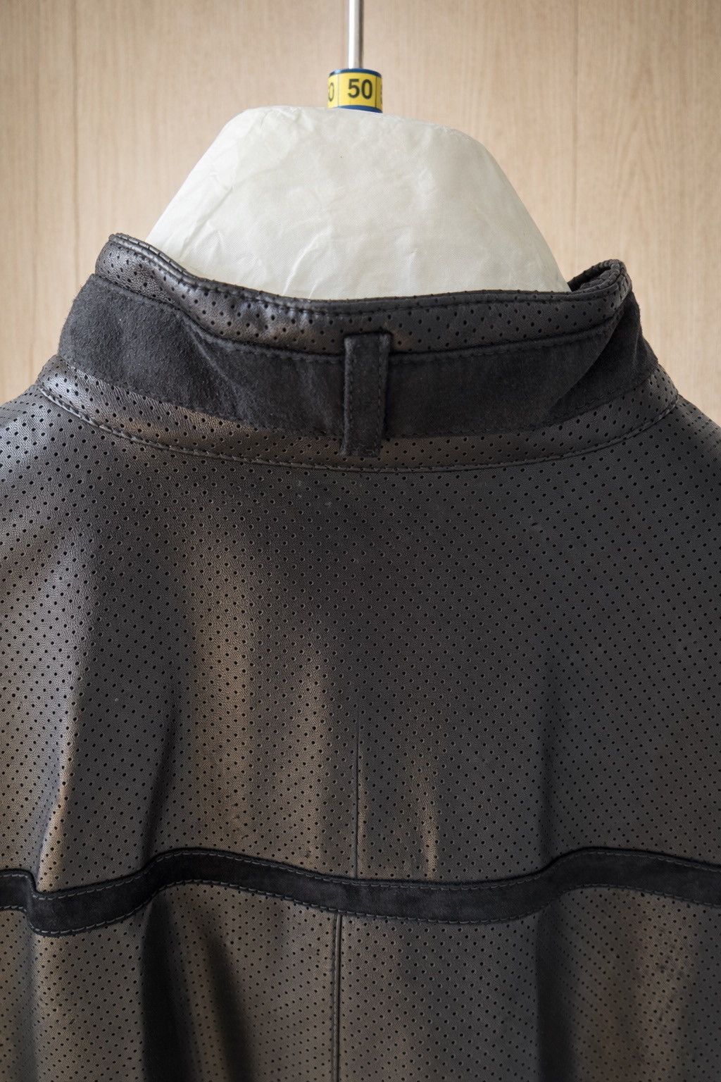 Hettabretz Hettabretz Uomo Perforated Leather Jacket IT50 Size US M / EU 48-50 / 2 - 5 Thumbnail