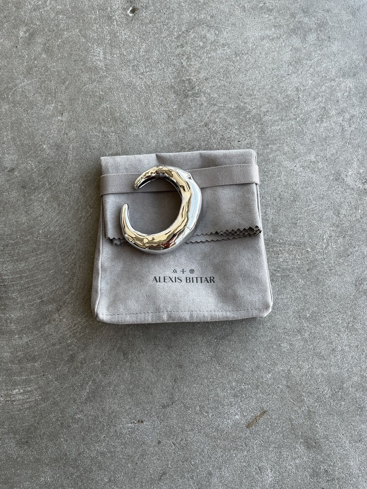 Alexis Bittar Alexis Bittar Large Molten Silver Cuff (unisex) Size ONE SIZE - 8 Thumbnail