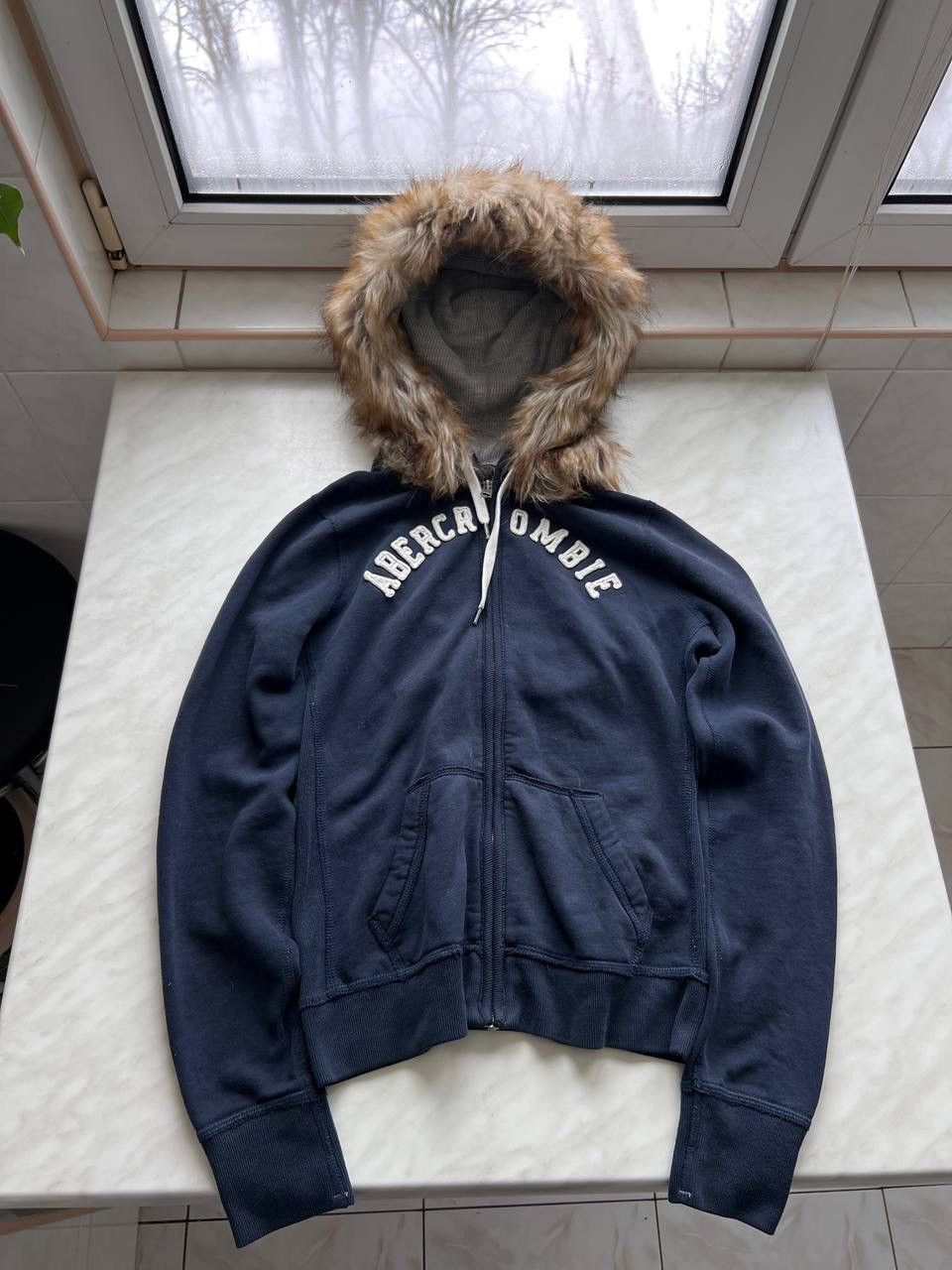 Abercrombie & Fitch Y2K Abercrombie & Fitch Faux Fuzzy Fur Hoodie Lgb Style Size L / US 10 / IT 46 - 2 Thumbnail