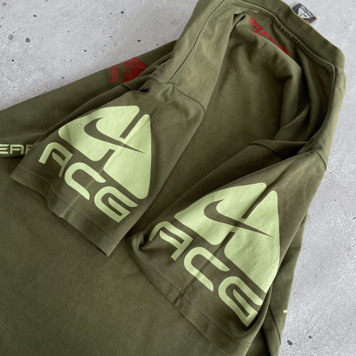 Nike ACG × Vintage Vintage Nike ACG T-shirt multi logo y2k Size US M / EU 48-50 / 2 - 8 Thumbnail