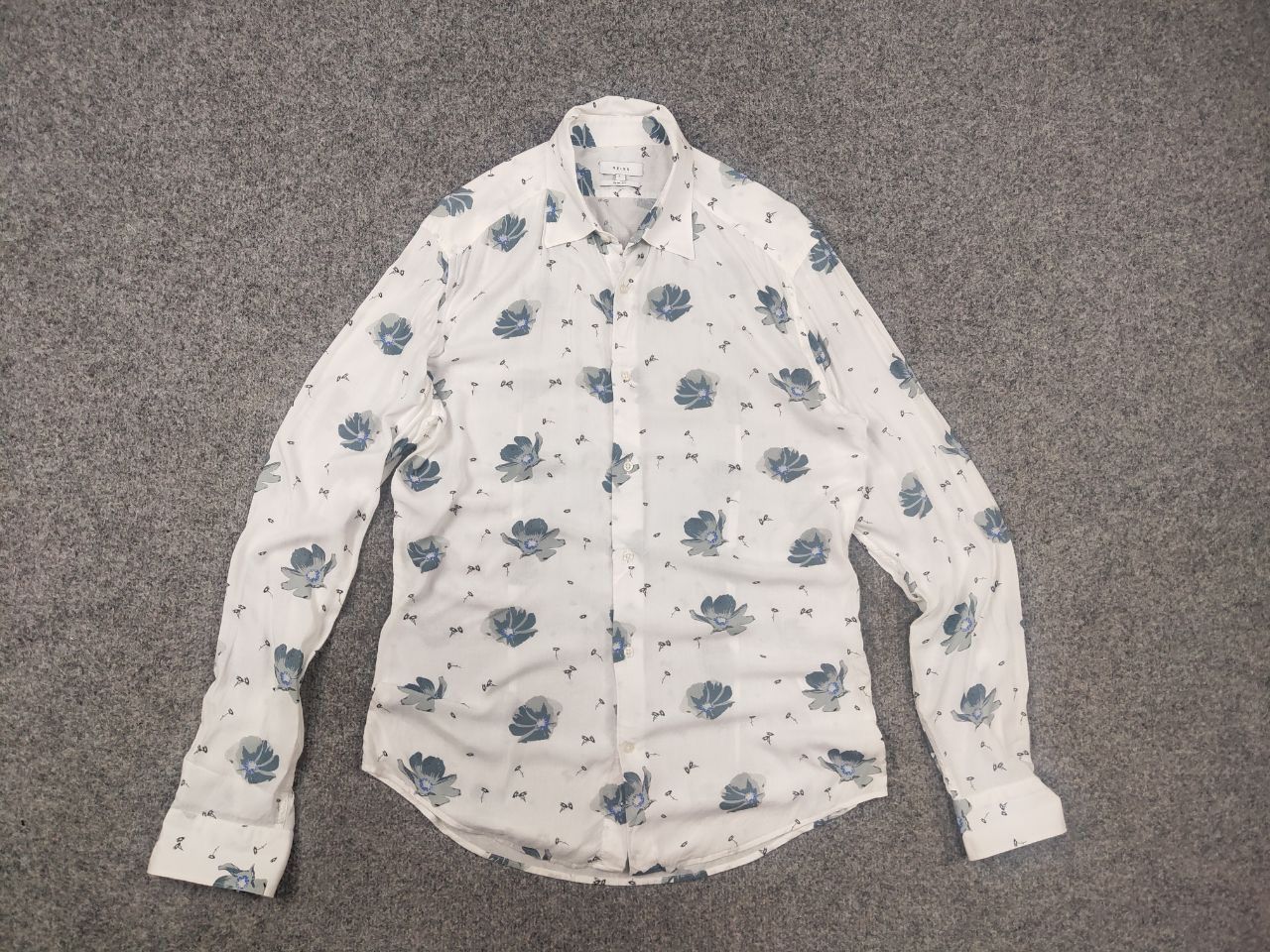 Reiss Reiss white viscose casual Button Shirt blue flower logo Size US L / EU 52-54 / 3 - 7 Thumbnail