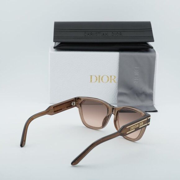 Dior Dior DIORSIGNATURE S6U 64F1 Sunglasses Brown Square Frame Size ONE SIZE - 12 Thumbnail