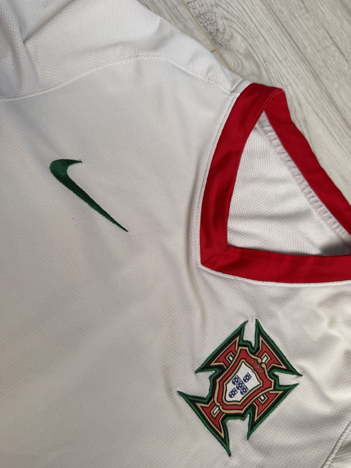 Nike × Vintage Stage Portugal Nike Soccer Jersey Shirt 2007 kit shirt Size US M / EU 48-50 / 2 - 3 Thumbnail