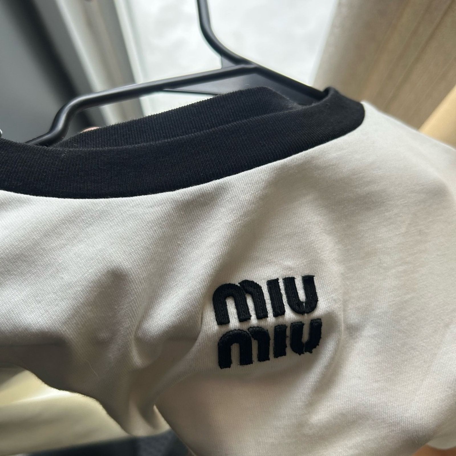 Miu Miu Miu Miu Black and White Logo Patch Long Sleeve T shirt Size L / US 10 / IT 46 - 3 Thumbnail