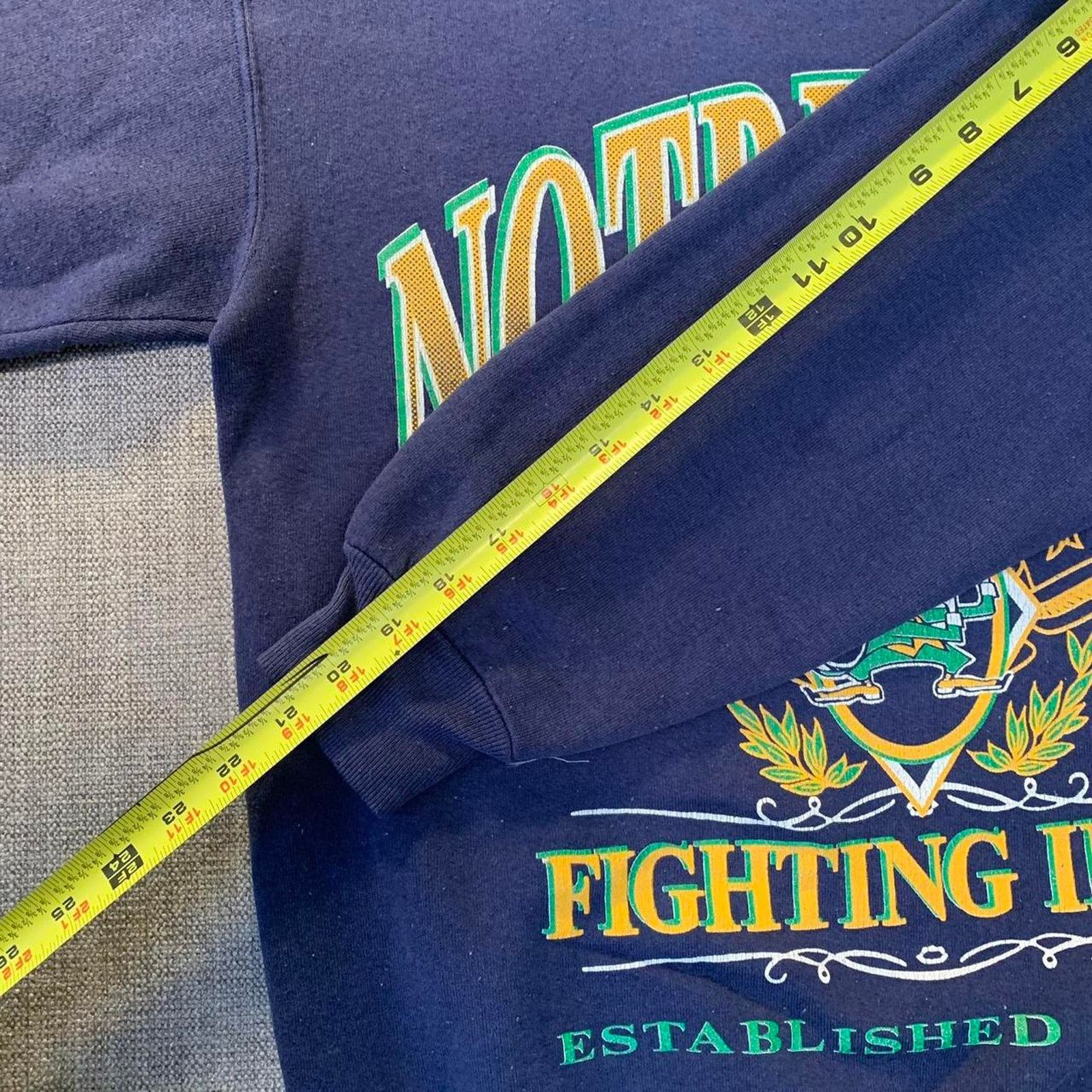 Vintage Vintage 90s Notre Dame Fighting Irish navy crewneck Size US M / EU 48-50 / 2 - 8 Thumbnail