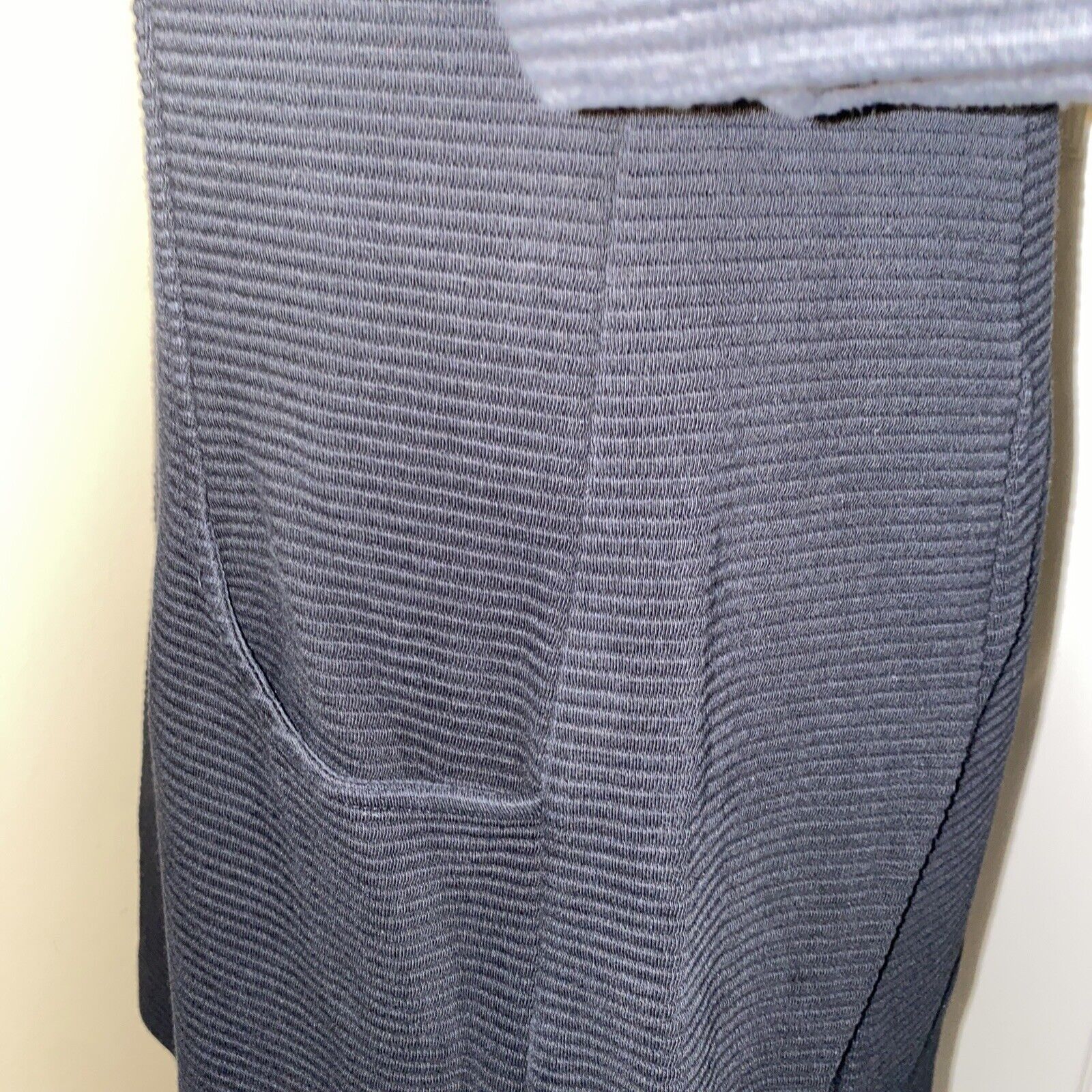 Boden Women's Boden Ribbed-knit 3/4 Sleeve Black Mini Dress 8 Size M / US 6-8 / IT 42-44 - 5 Thumbnail