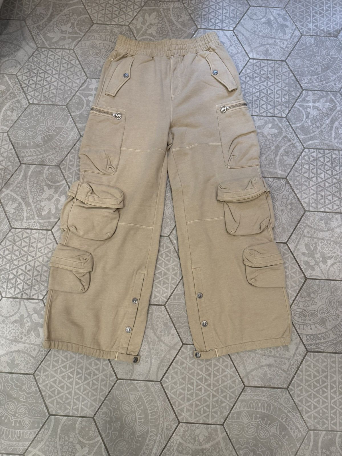 Other Tan Cargo Sweatpants Large Size US 34 / EU 50 - 1 Thumbnail
