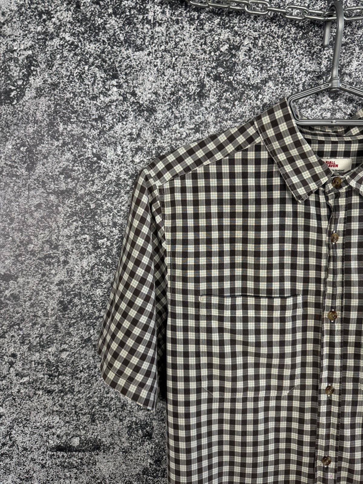 Fjallraven Fjallraven High Coast Short Sleeve Shirt Button Up Size L Size US L / EU 52-54 / 3 - 3 Thumbnail
