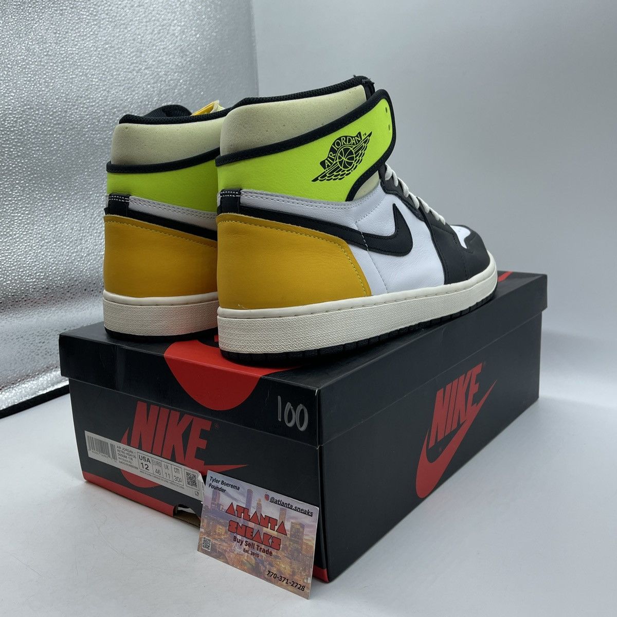 Nike Air Jordan 1 high volt gold Size US 12 / EU 45 - 5 Thumbnail