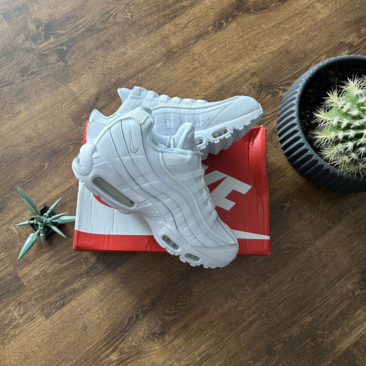 Nike Nike Air Max 95 White Essential EUR 44 Size US 9 / EU 42 - 14 Thumbnail